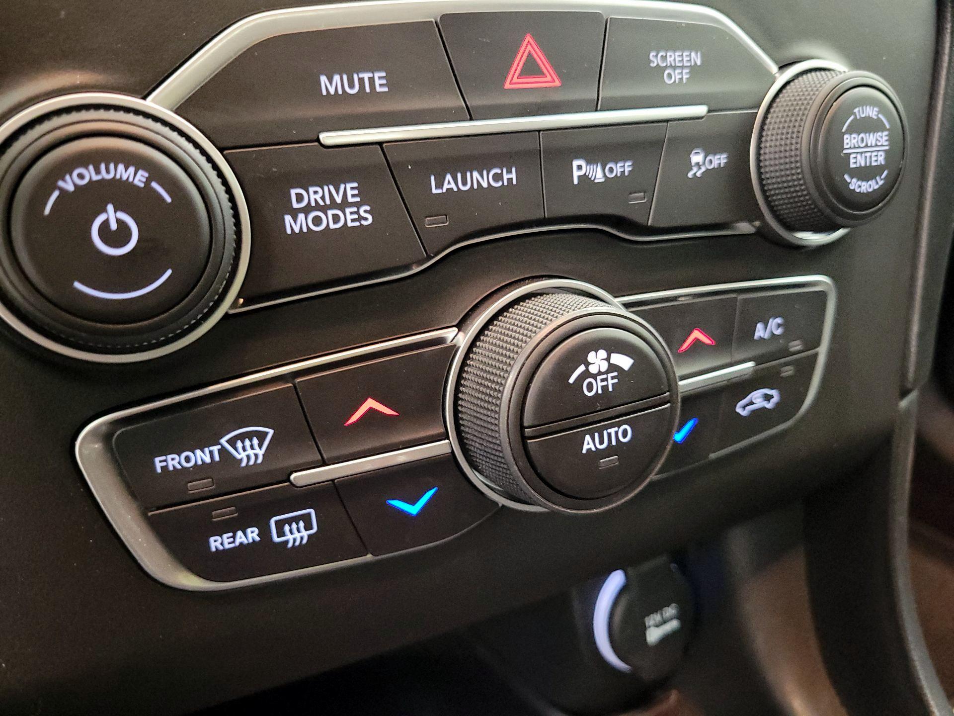 Thumbnail: 2022 Dodge Charger - 16