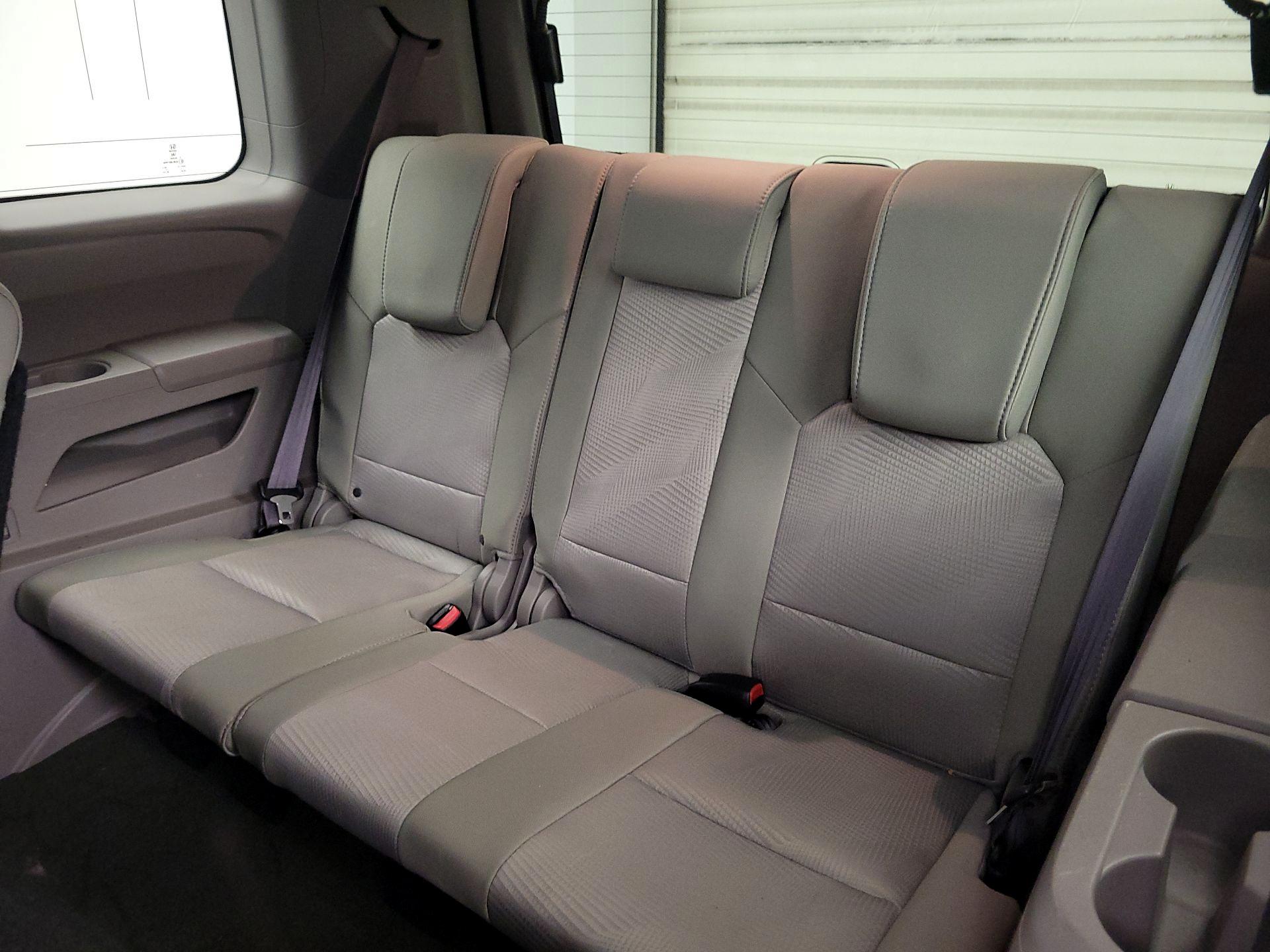 Thumbnail: 2015 Honda Pilot - 19