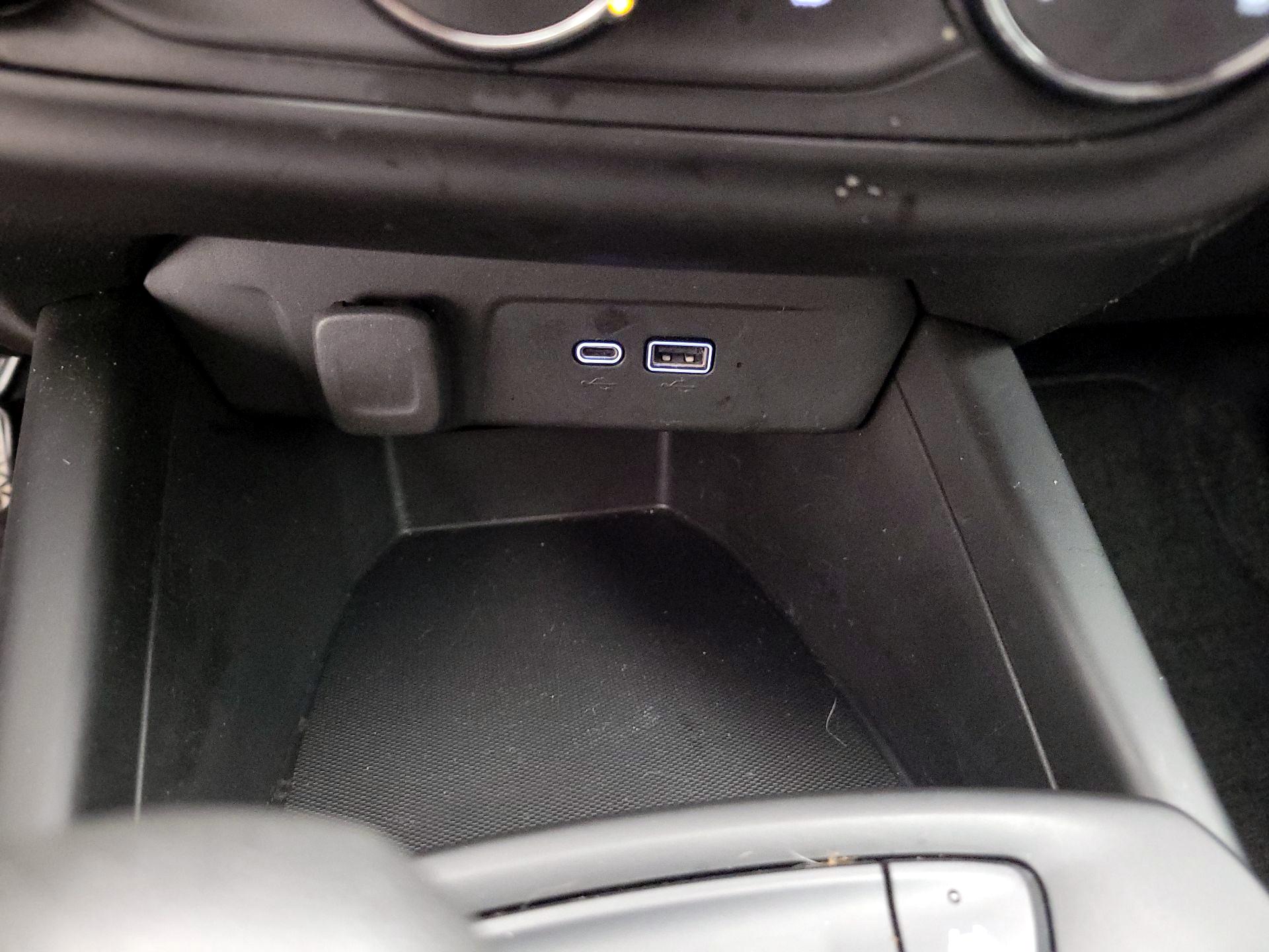 Thumbnail: 2024 Chevrolet Trax - 18