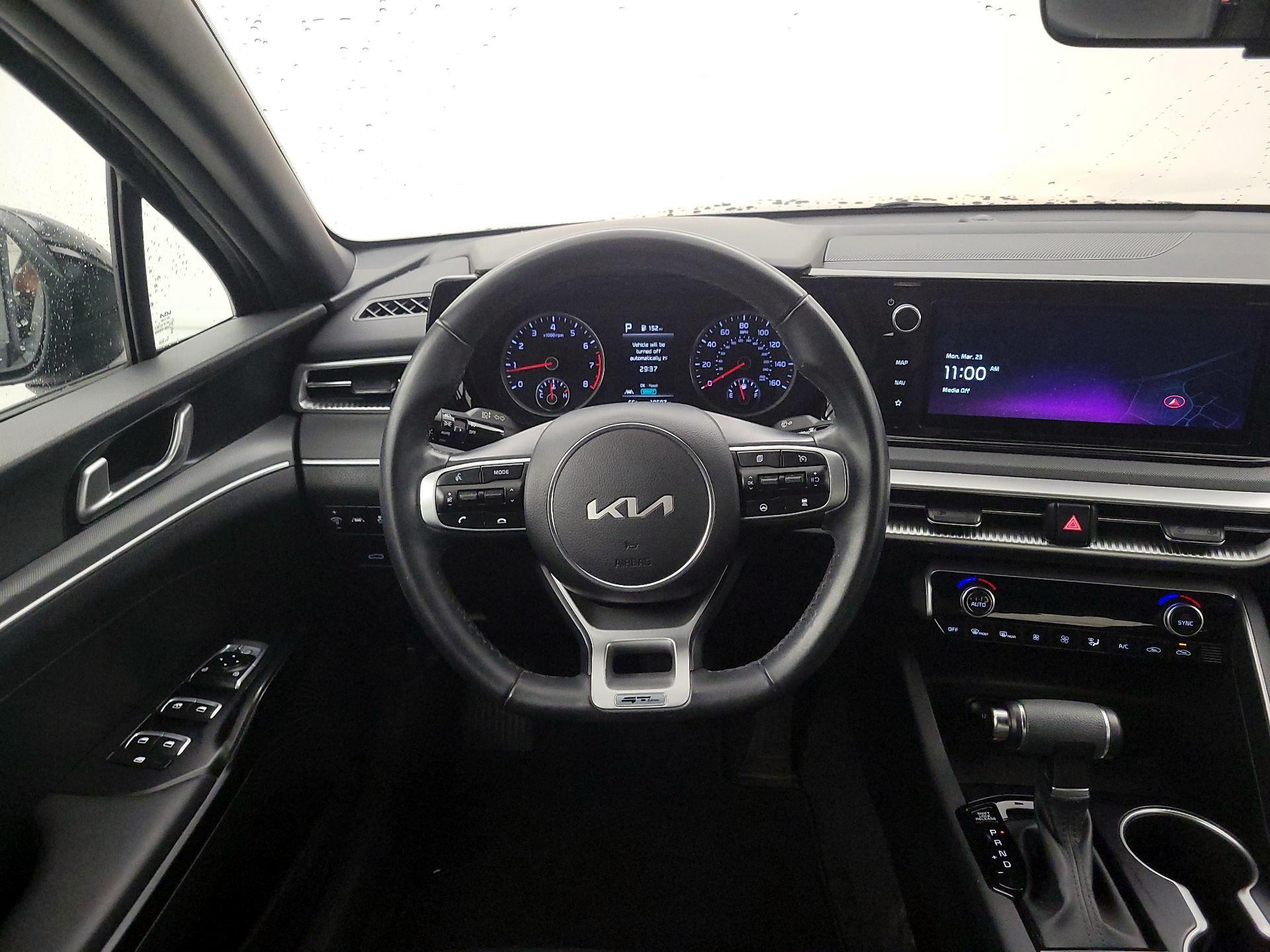 Thumbnail: 2023 Kia K5 - 10