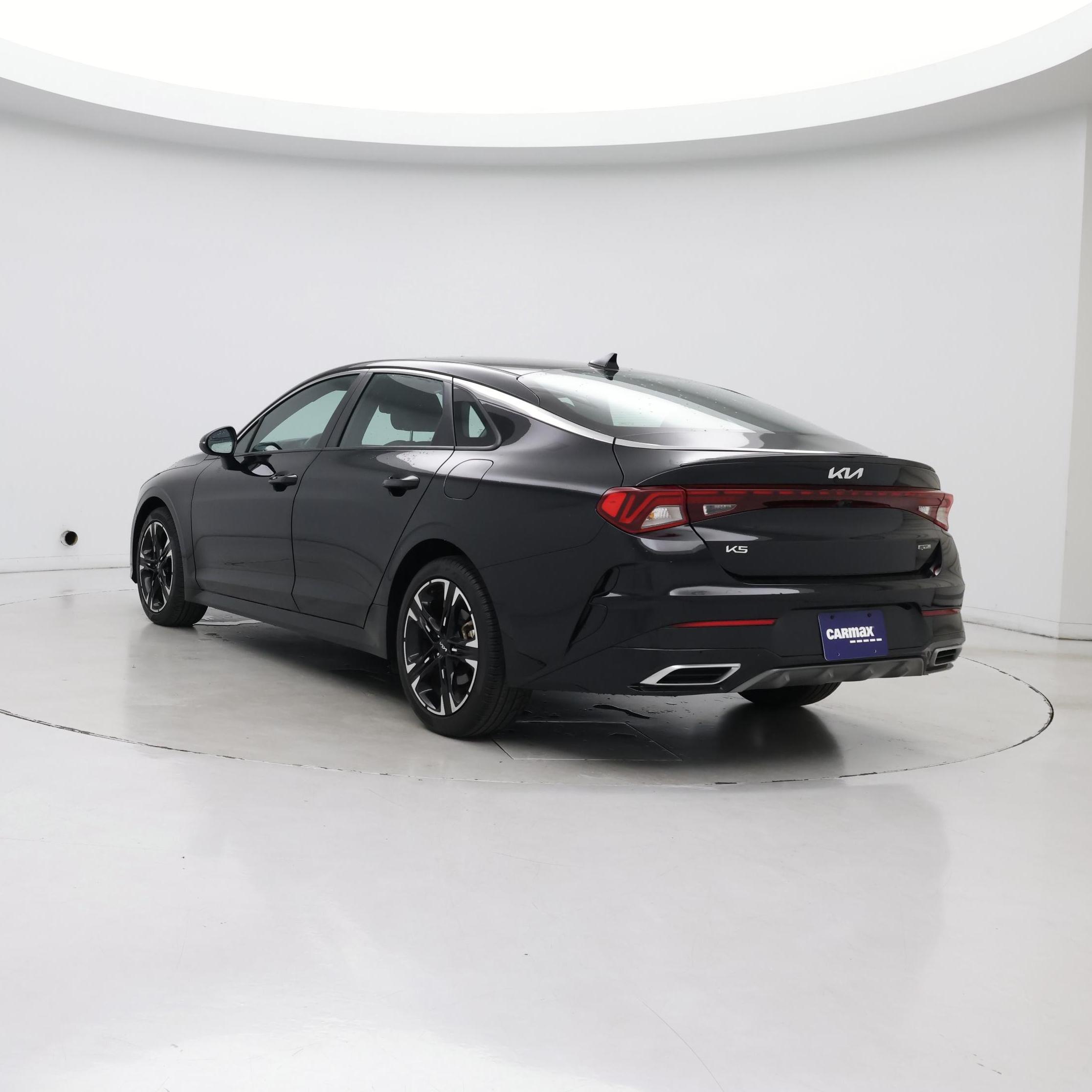 Thumbnail: 2023 Kia K5 - 2