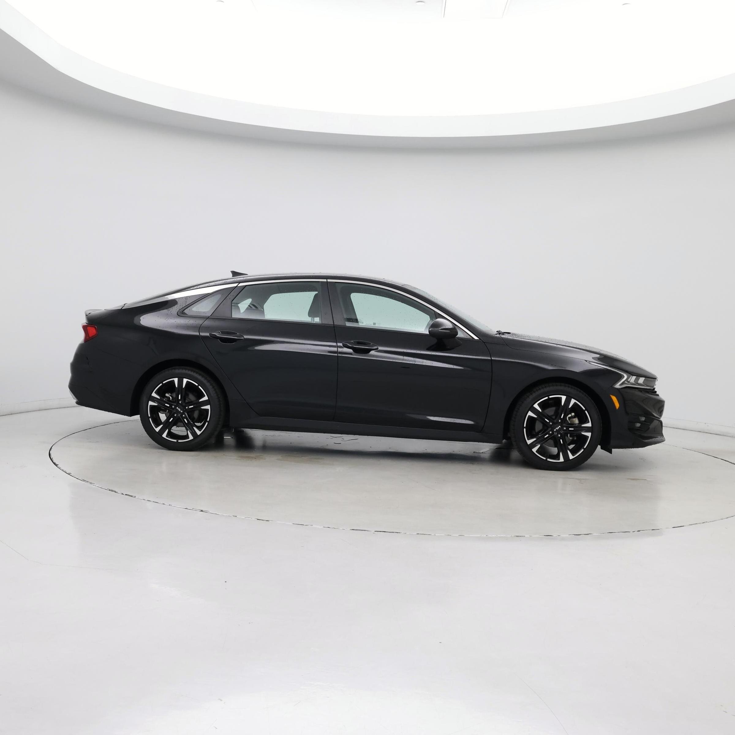 Thumbnail: 2023 Kia K5 - 7