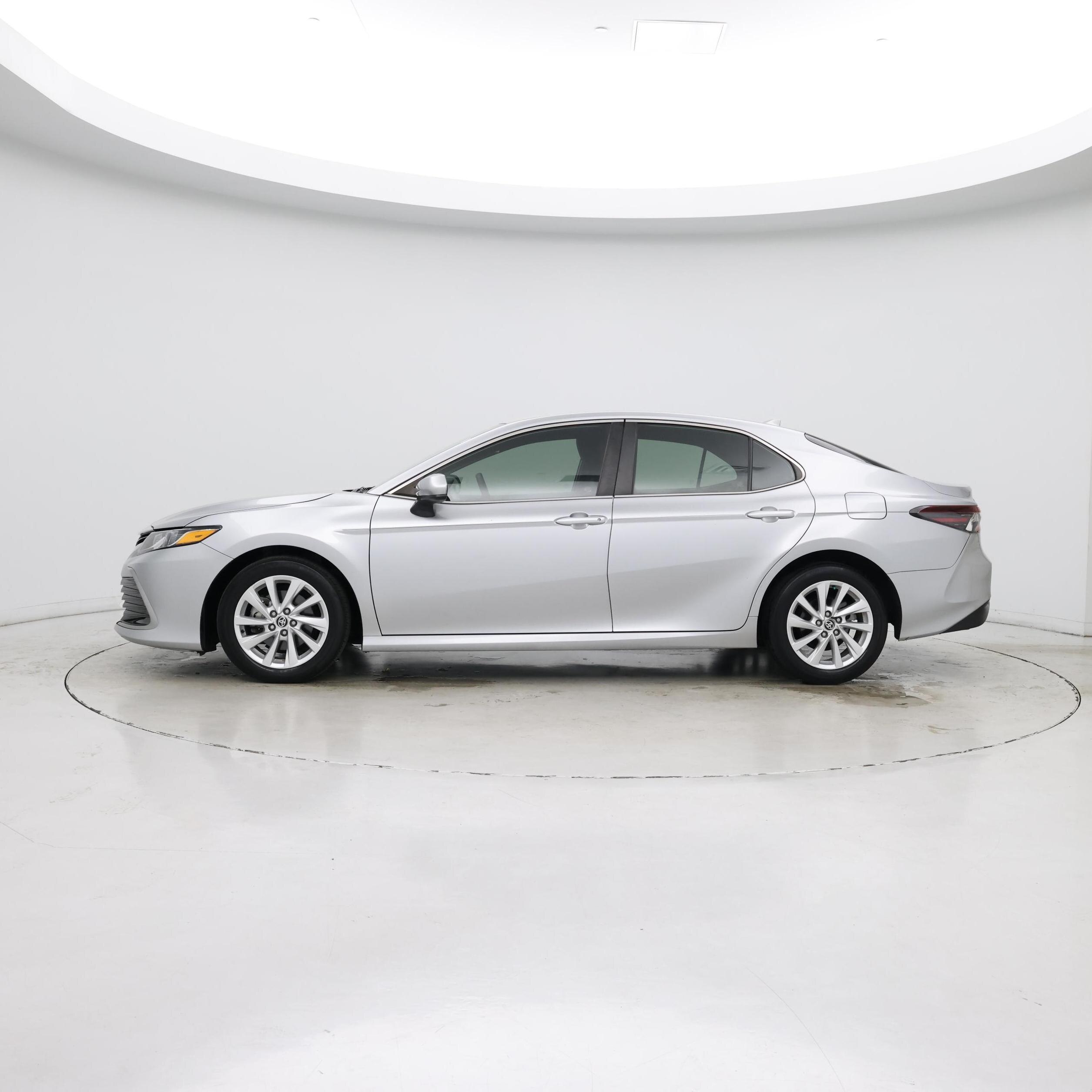 Thumbnail: 2023 Toyota Camry - 3