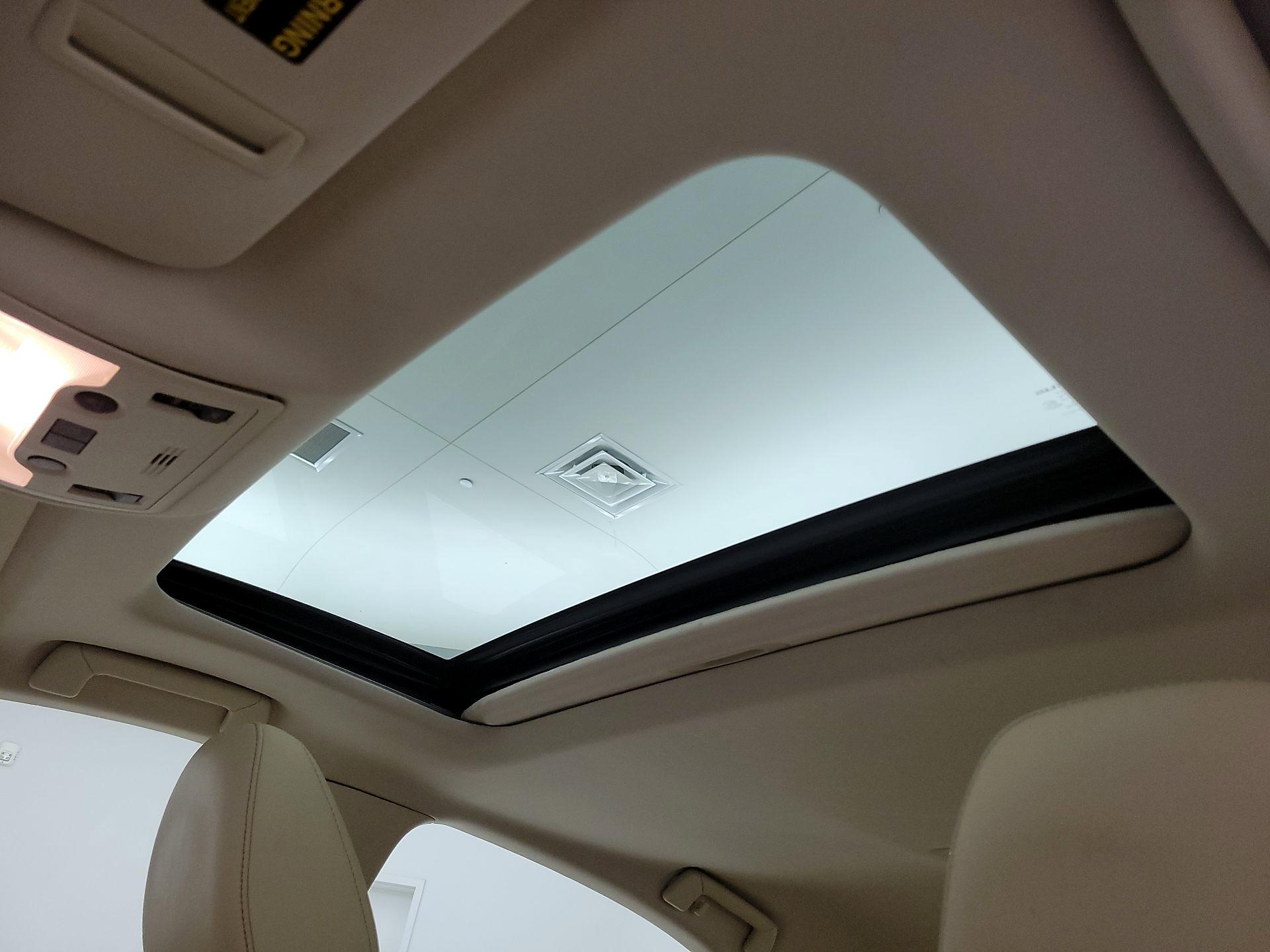 Thumbnail: 2014 Lexus ES - 19