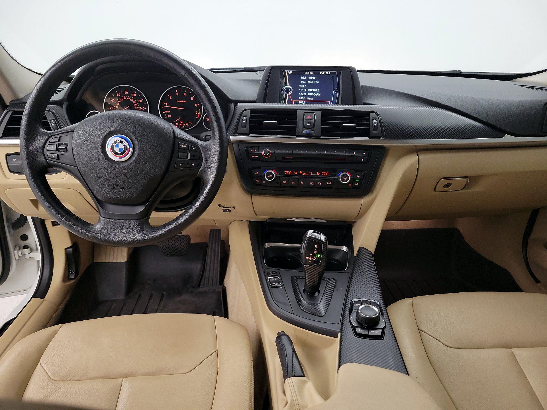 Thumbnail: 2014 BMW 3 Series - 9