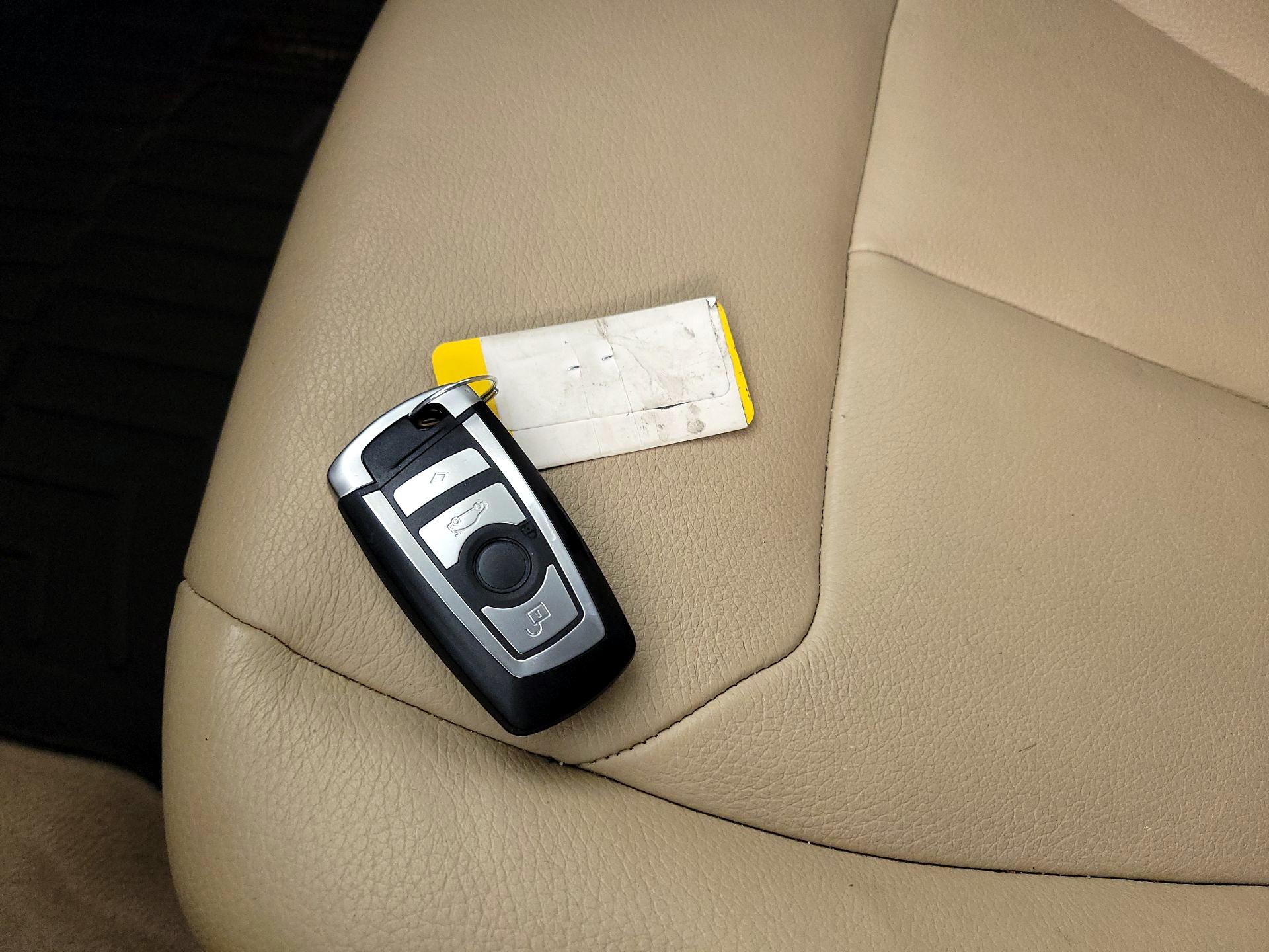 Thumbnail: 2014 BMW 3 Series - 20