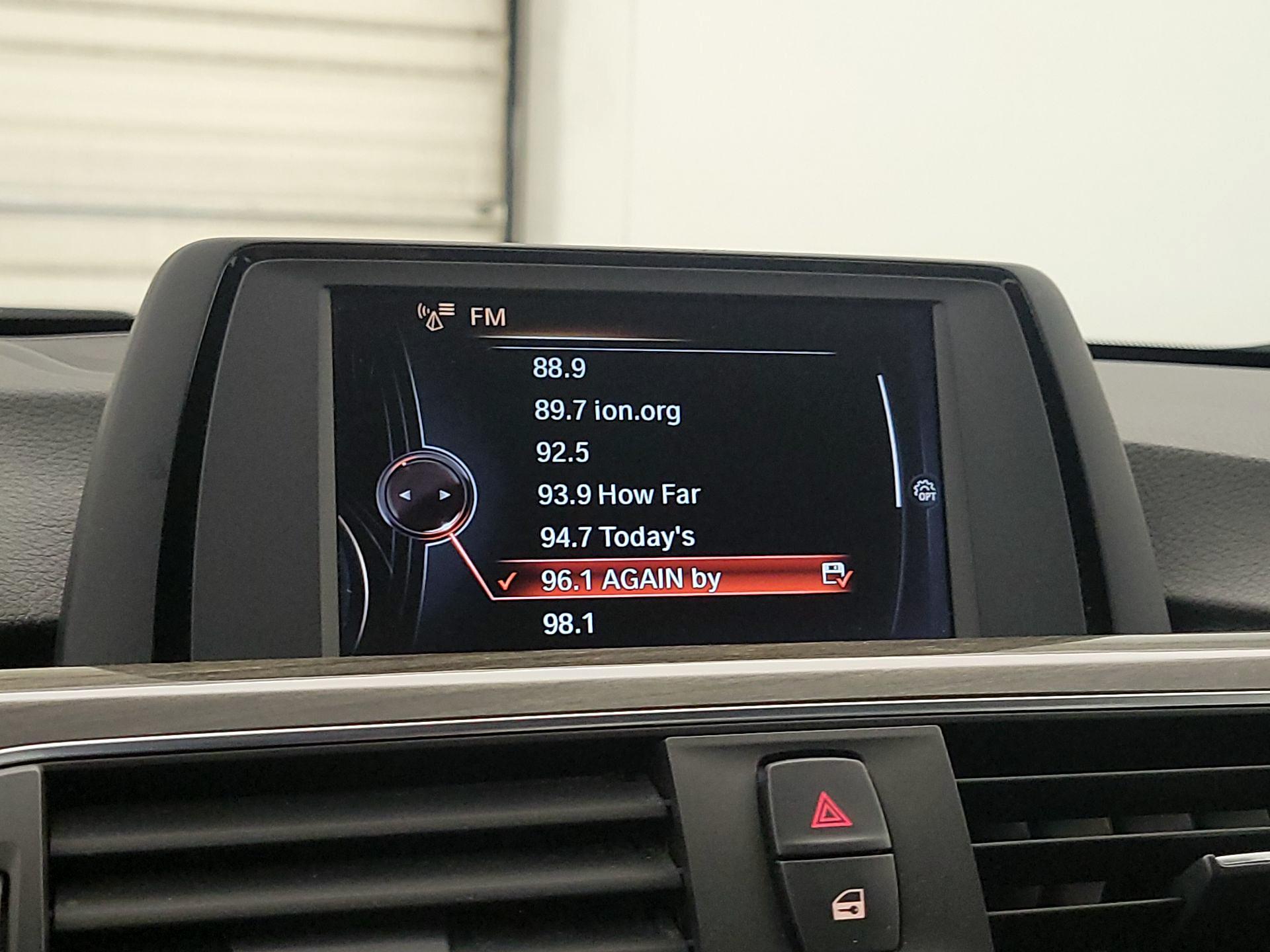 Thumbnail: 2016 BMW 3 Series - 15