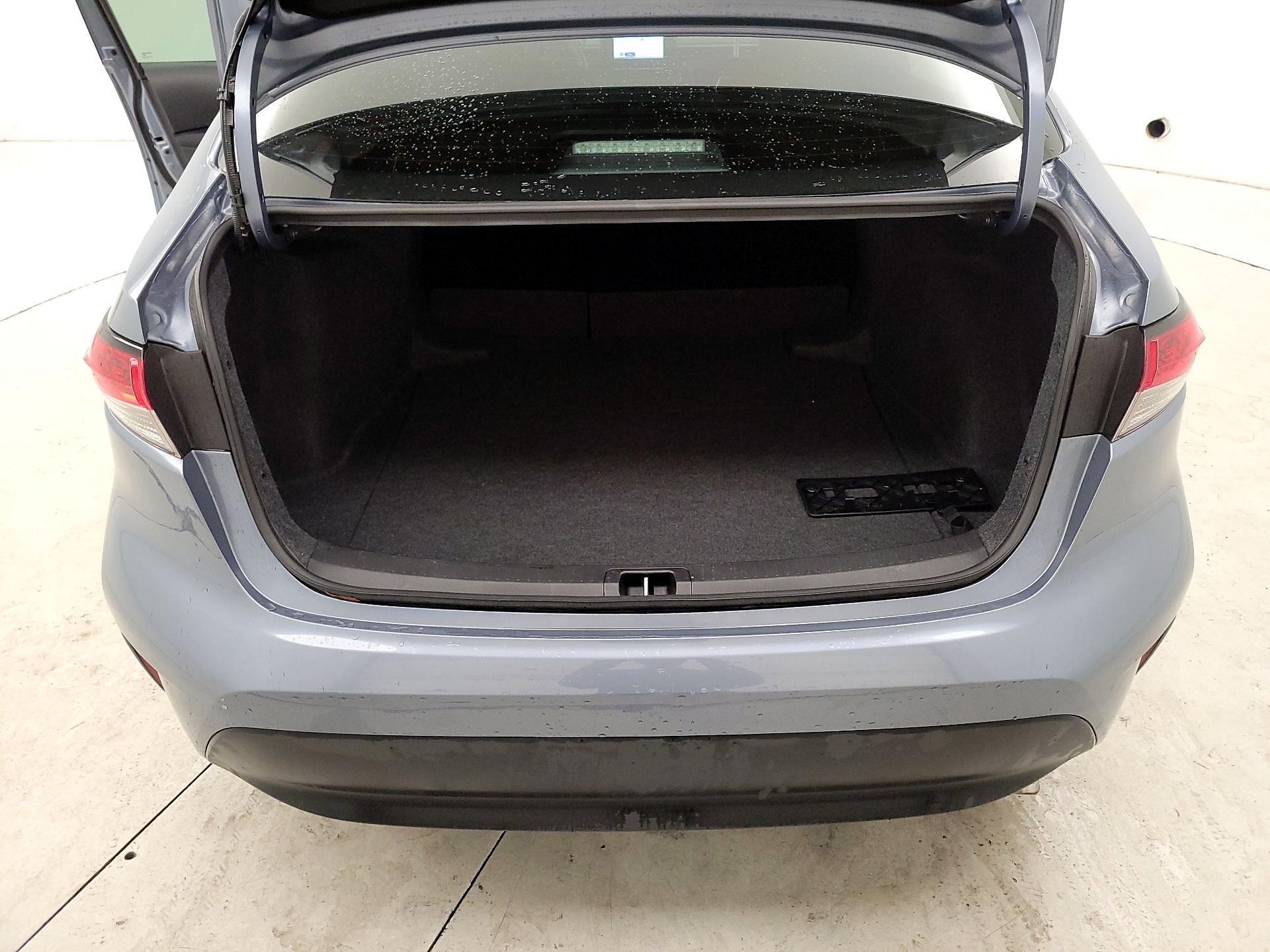 Thumbnail: 2025 Toyota Corolla - 18