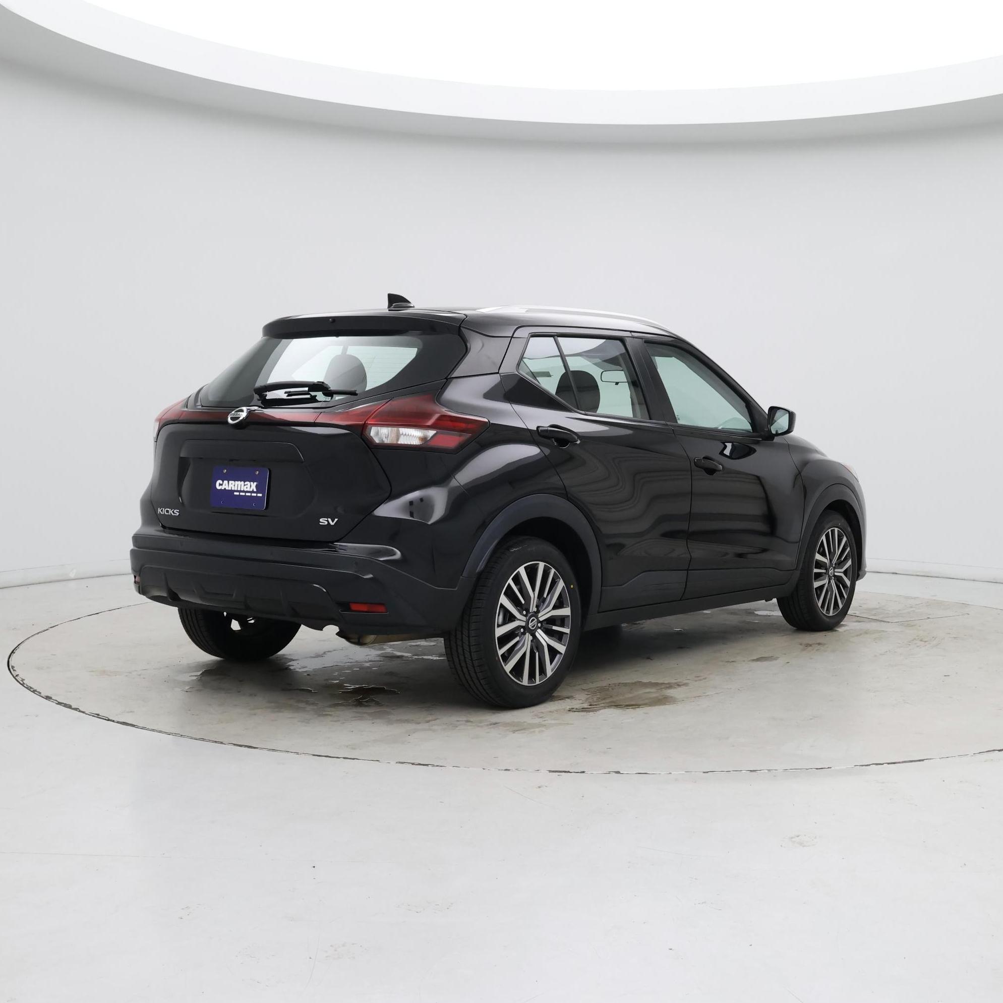 Thumbnail: 2021 Nissan Kicks - 8