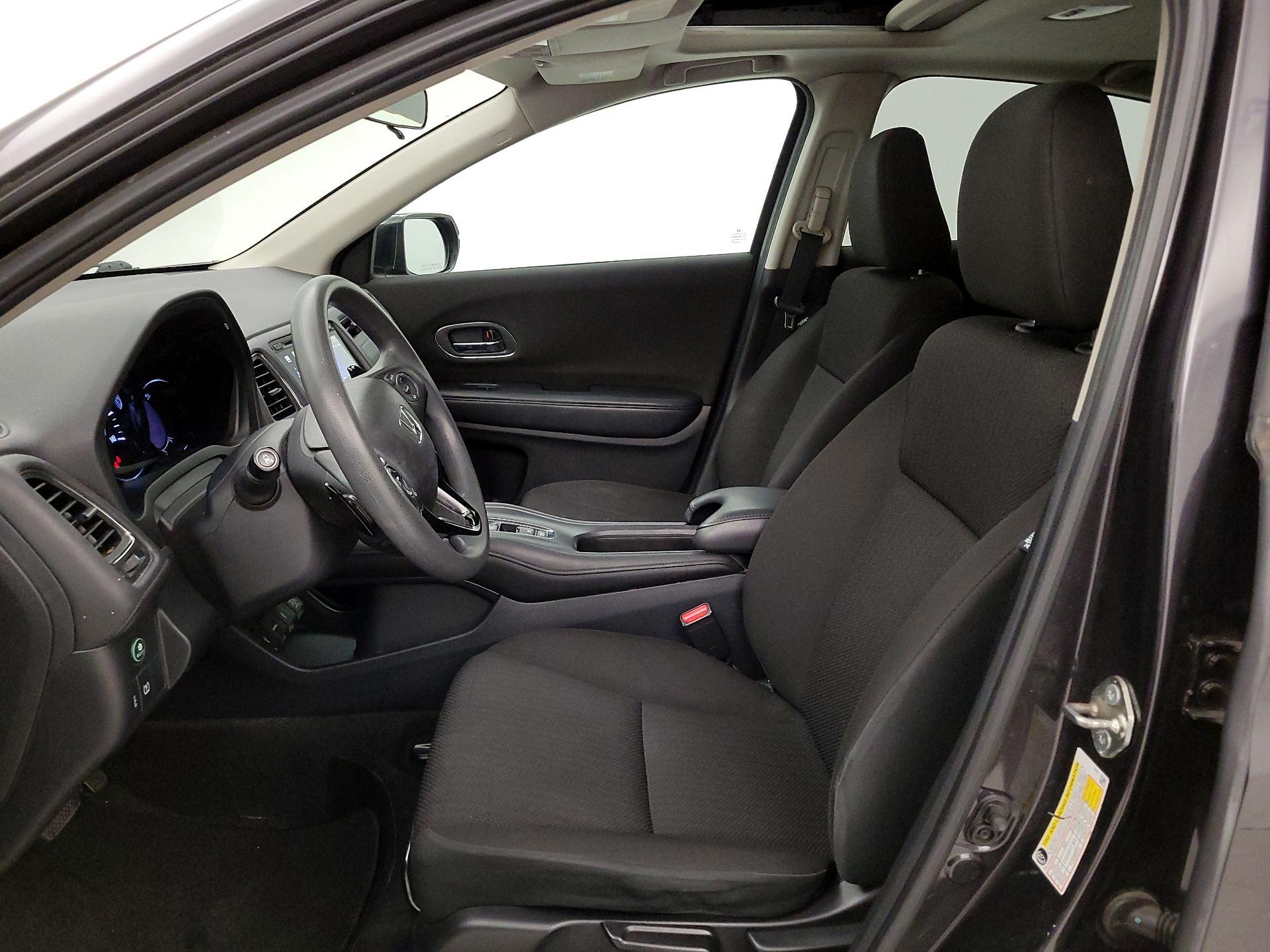 Thumbnail: 2018 Honda HR-V - 11