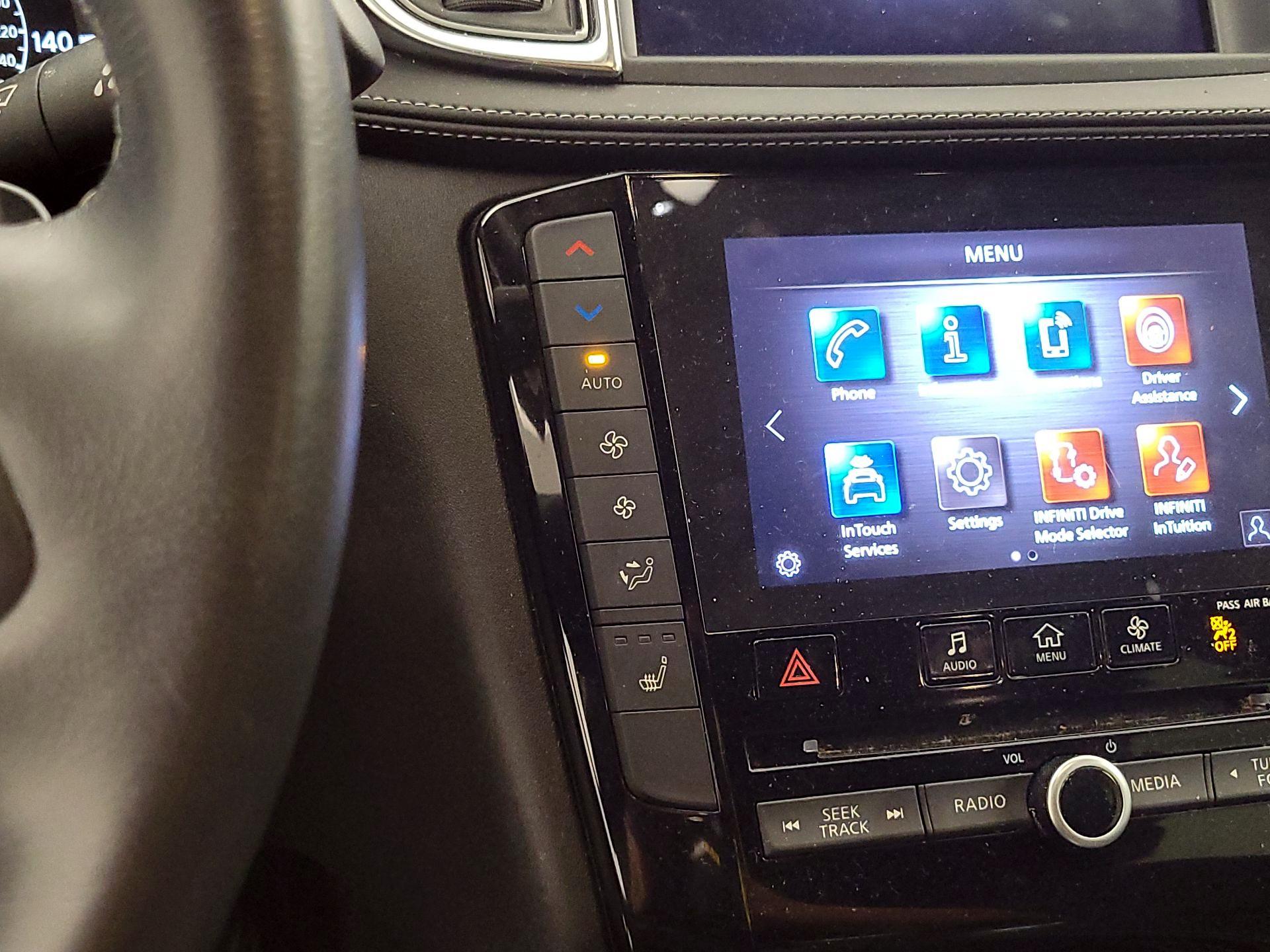 Thumbnail: 2022 INFINITI QX55 - 16