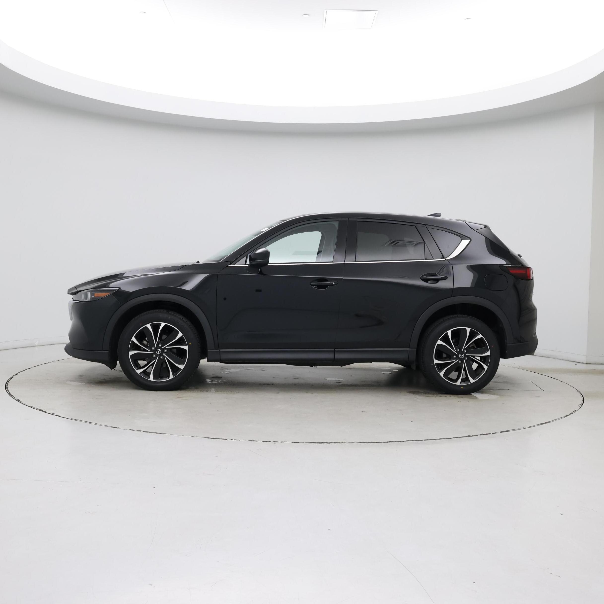 Thumbnail: 2023 Mazda CX-5 - 3