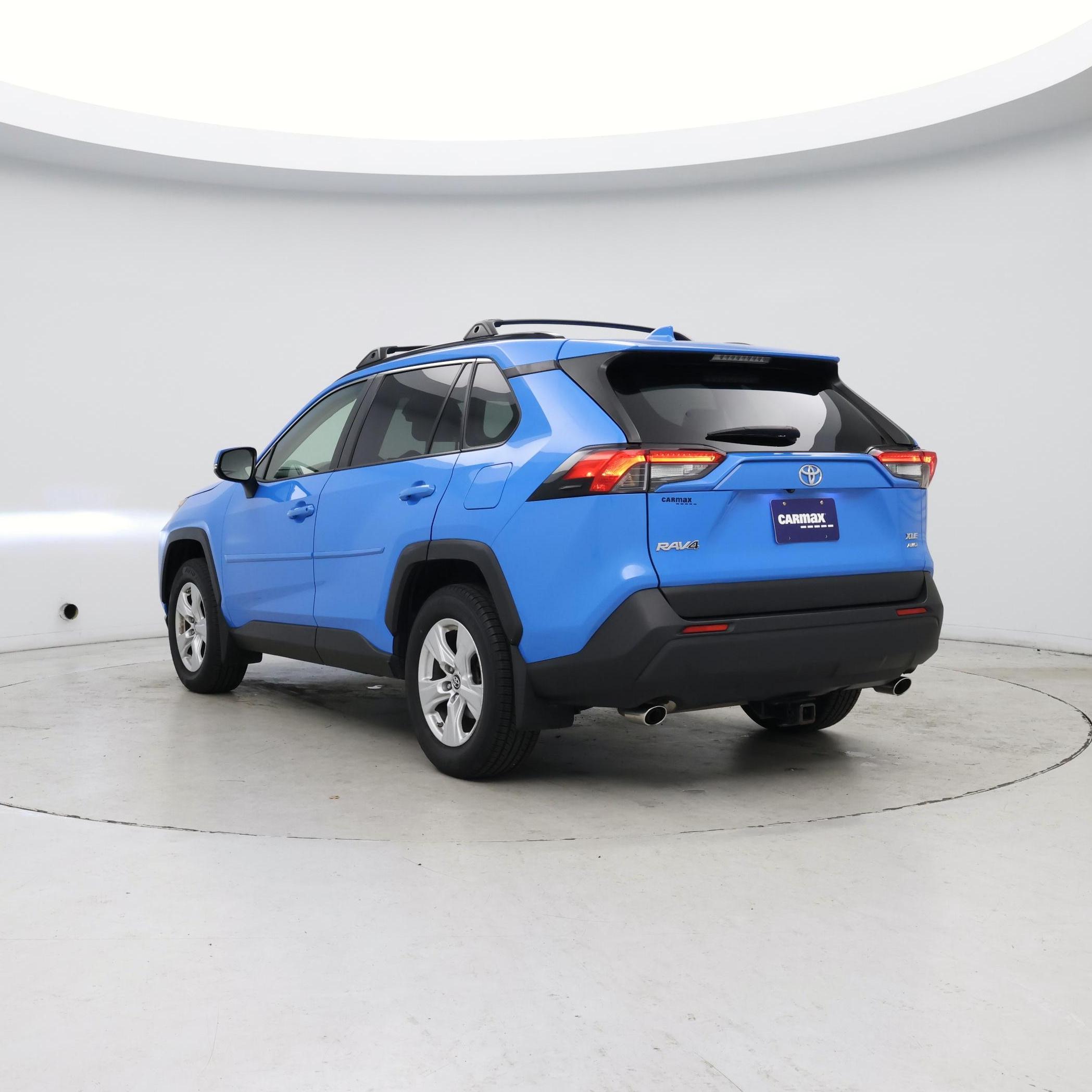 Thumbnail: 2019 Toyota RAV4 - 2