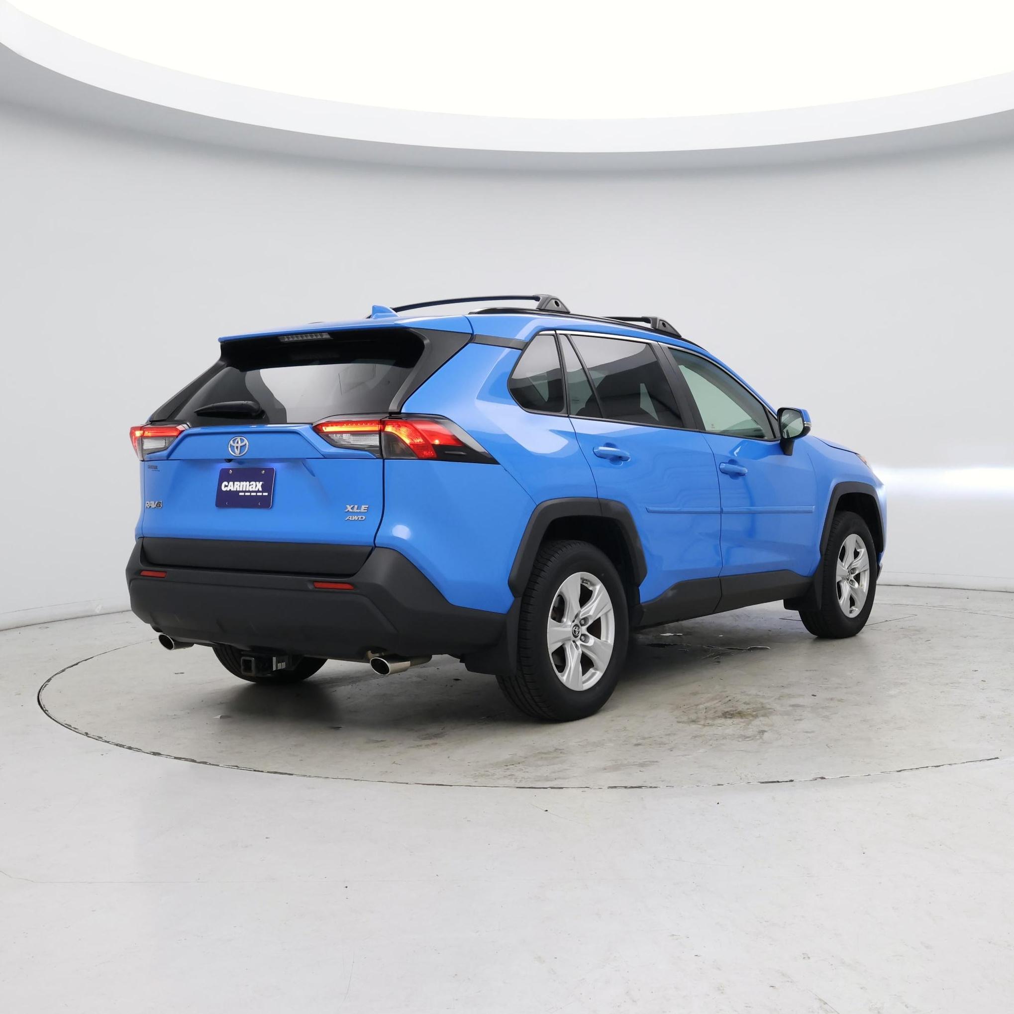 Thumbnail: 2019 Toyota RAV4 - 8