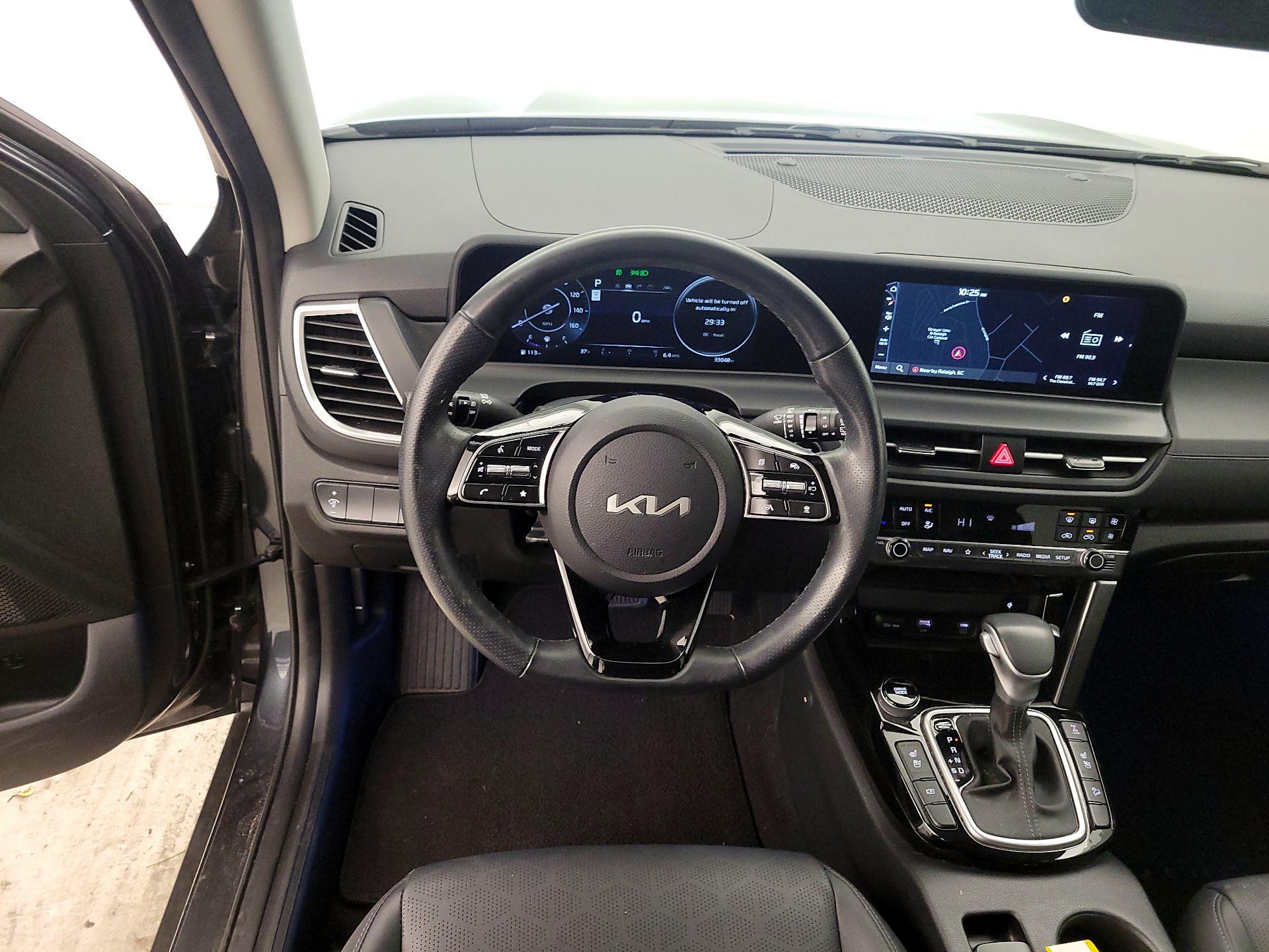 Thumbnail: 2024 Kia Seltos - 10