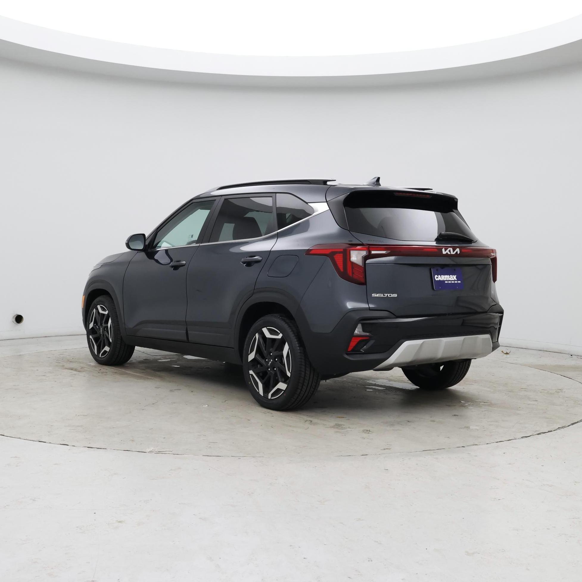 Thumbnail: 2024 Kia Seltos - 2