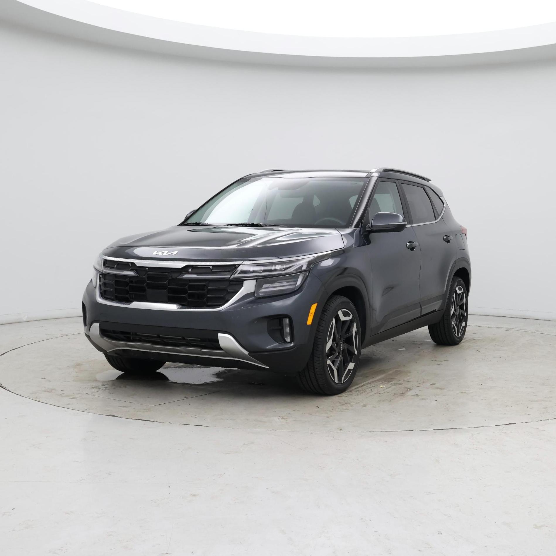 Thumbnail: 2024 Kia Seltos - 4