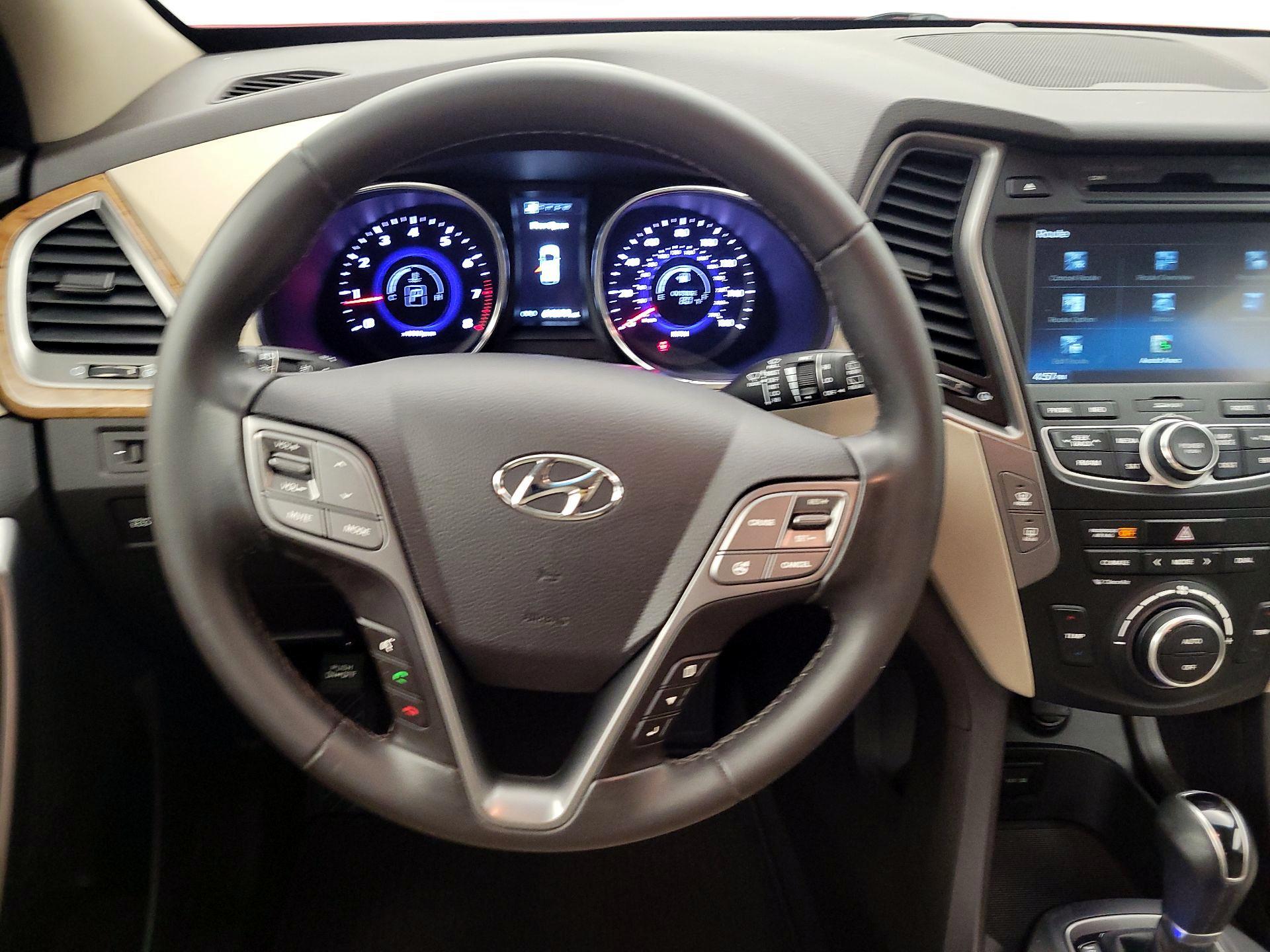 Thumbnail: 2014 Hyundai Santa Fe - 10