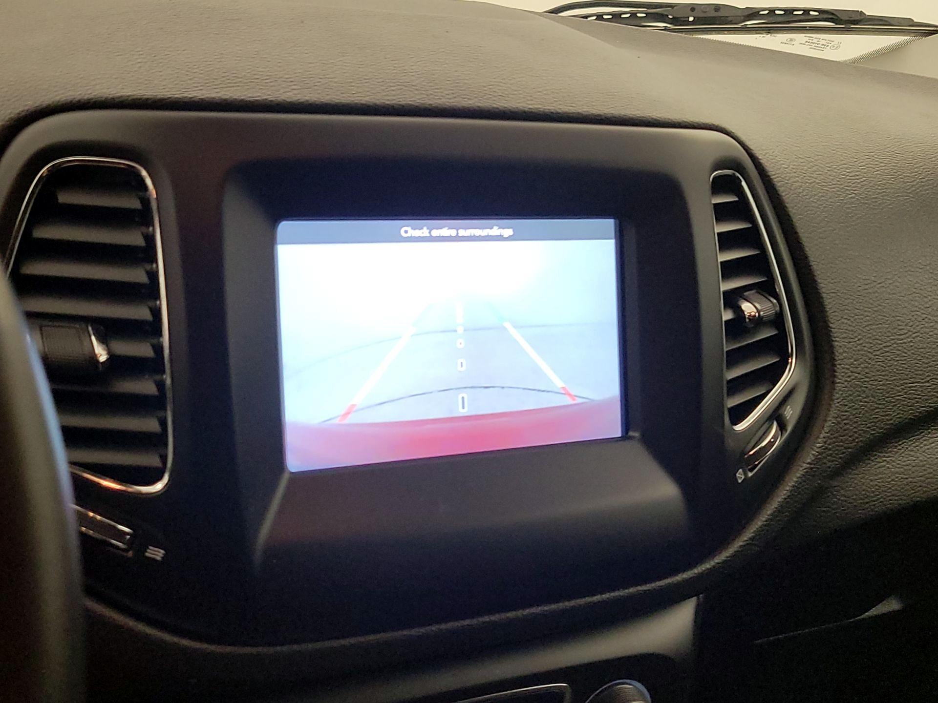 Thumbnail: 2019 Jeep Compass - 14