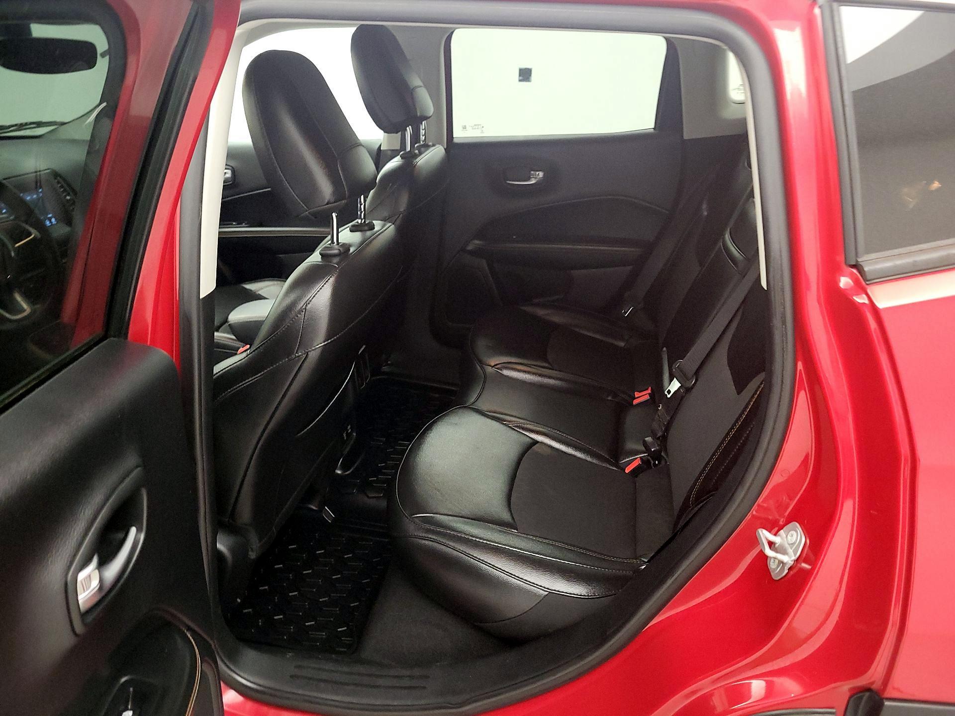 Thumbnail: 2019 Jeep Compass - 19