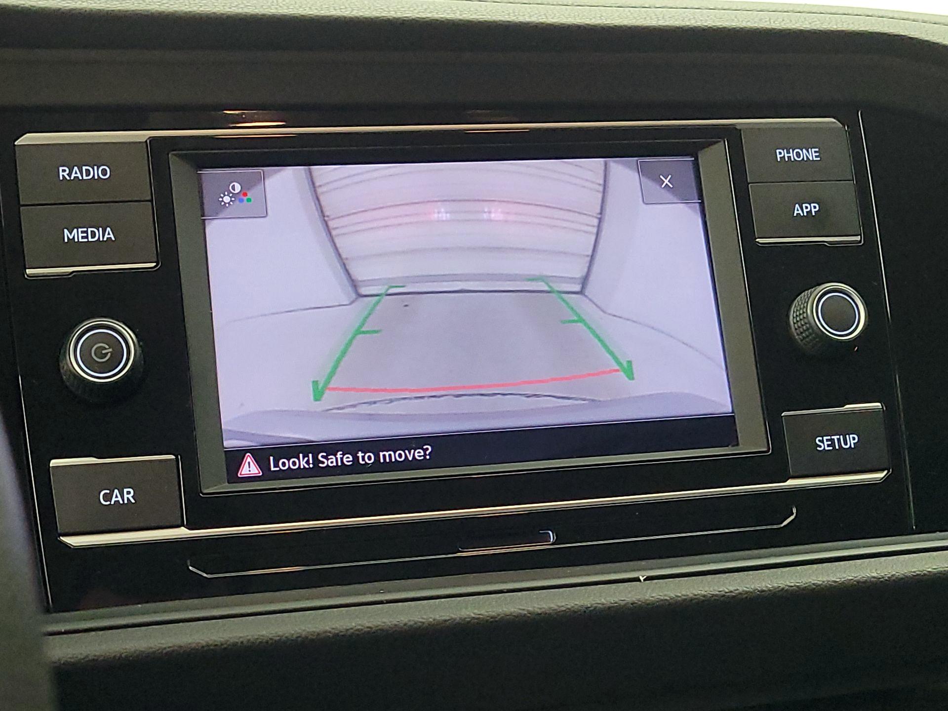 Thumbnail: 2019 Volkswagen Jetta - 14