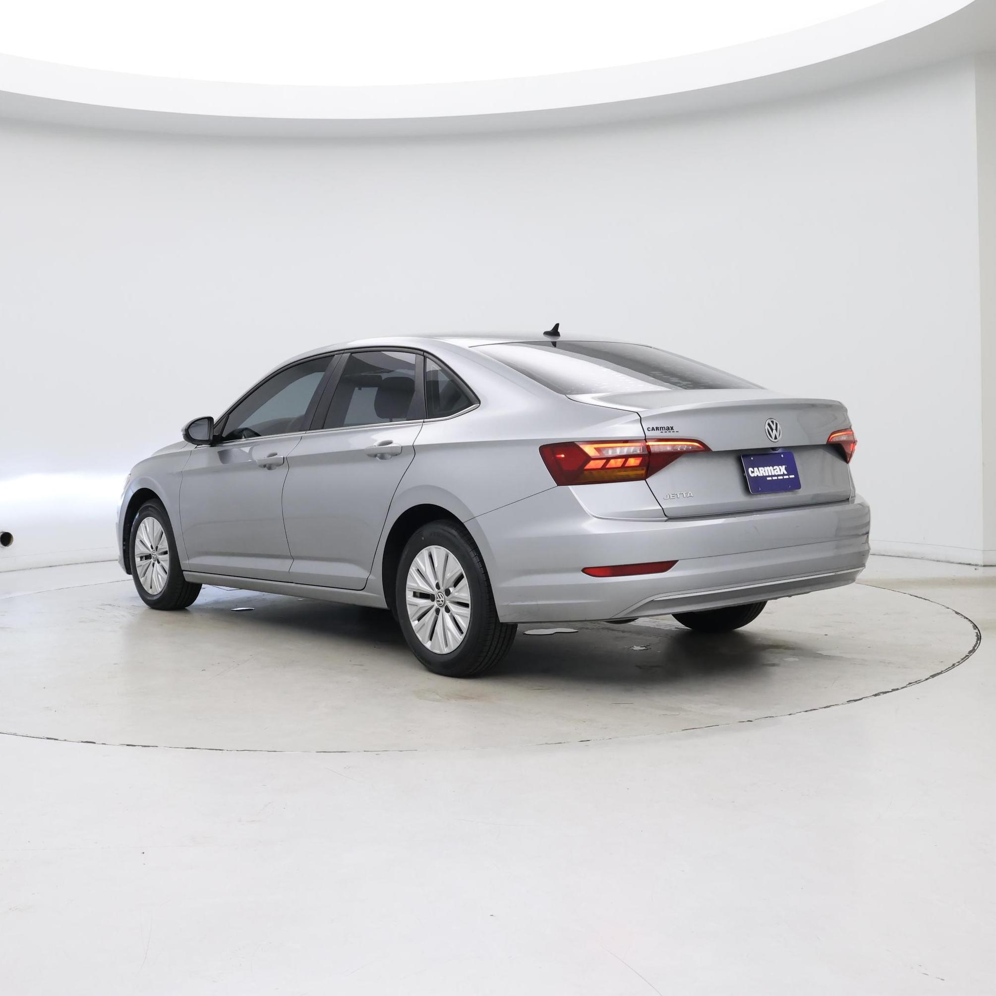 Thumbnail: 2019 Volkswagen Jetta - 2