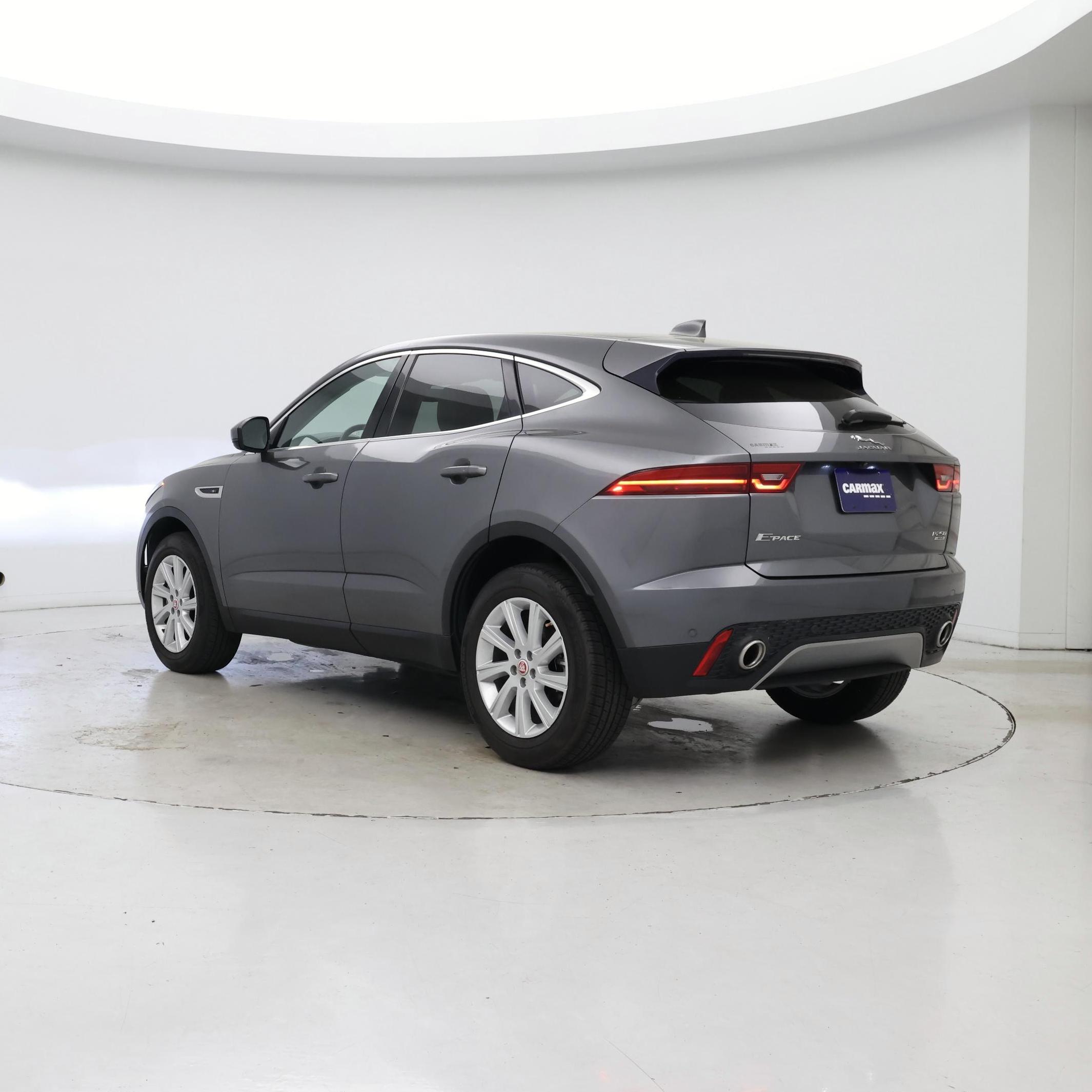 Thumbnail: 2019 Jaguar E-Pace - 2