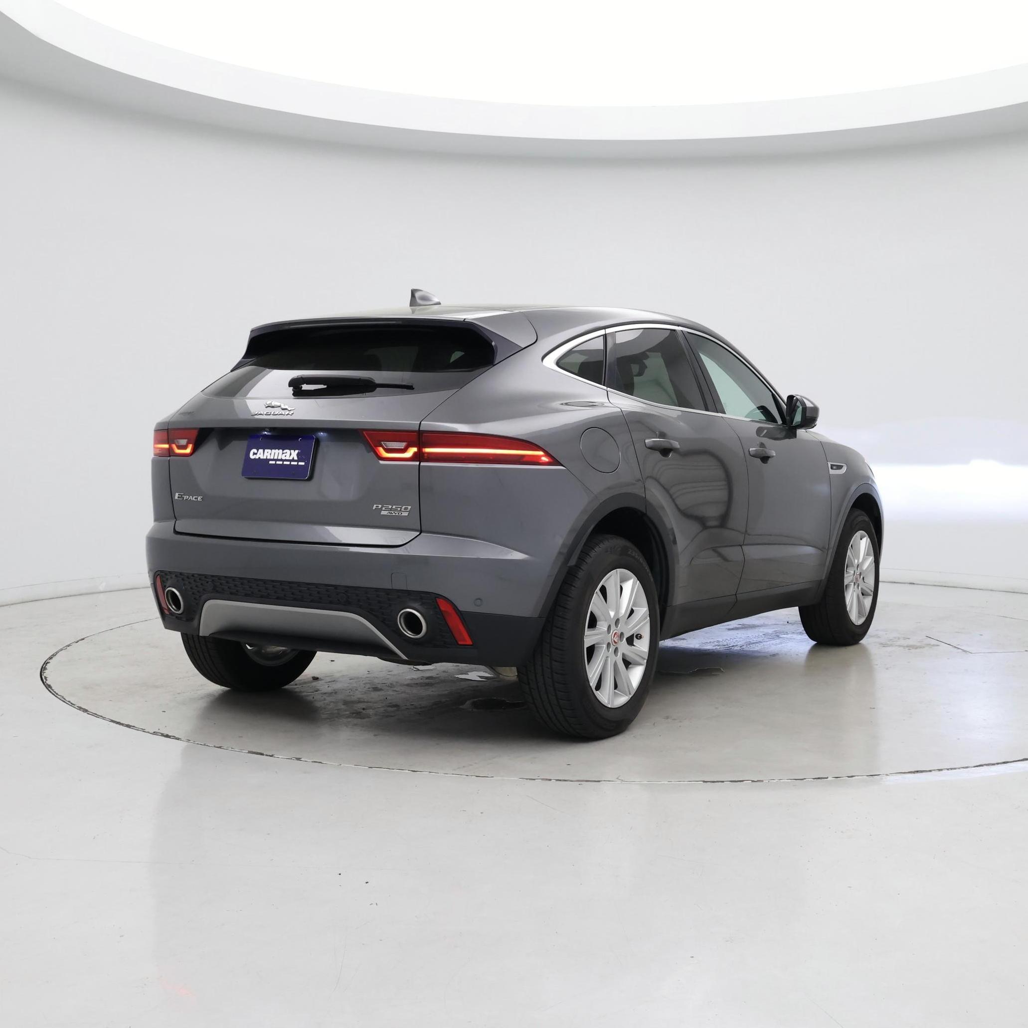 Thumbnail: 2019 Jaguar E-Pace - 8