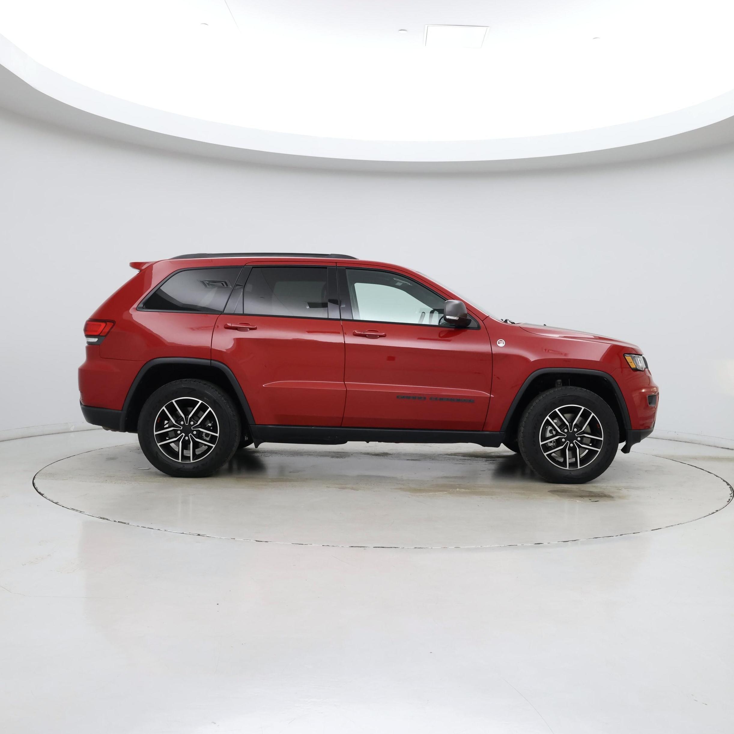 Thumbnail: 2021 Jeep Grand Cherokee - 7