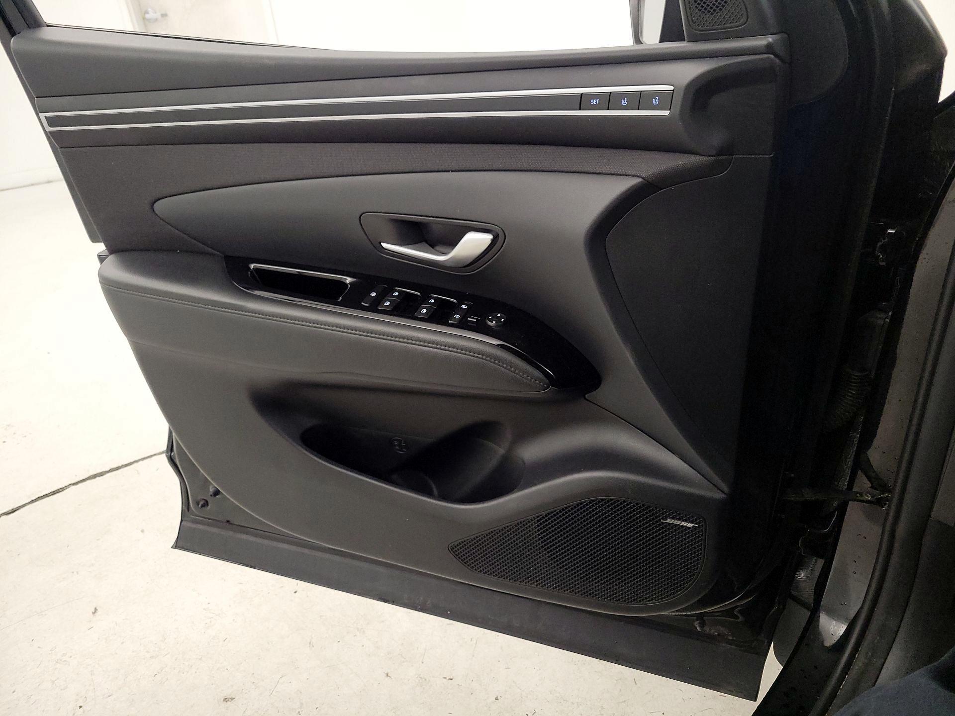 Thumbnail: 2022 Hyundai Tucson - 12