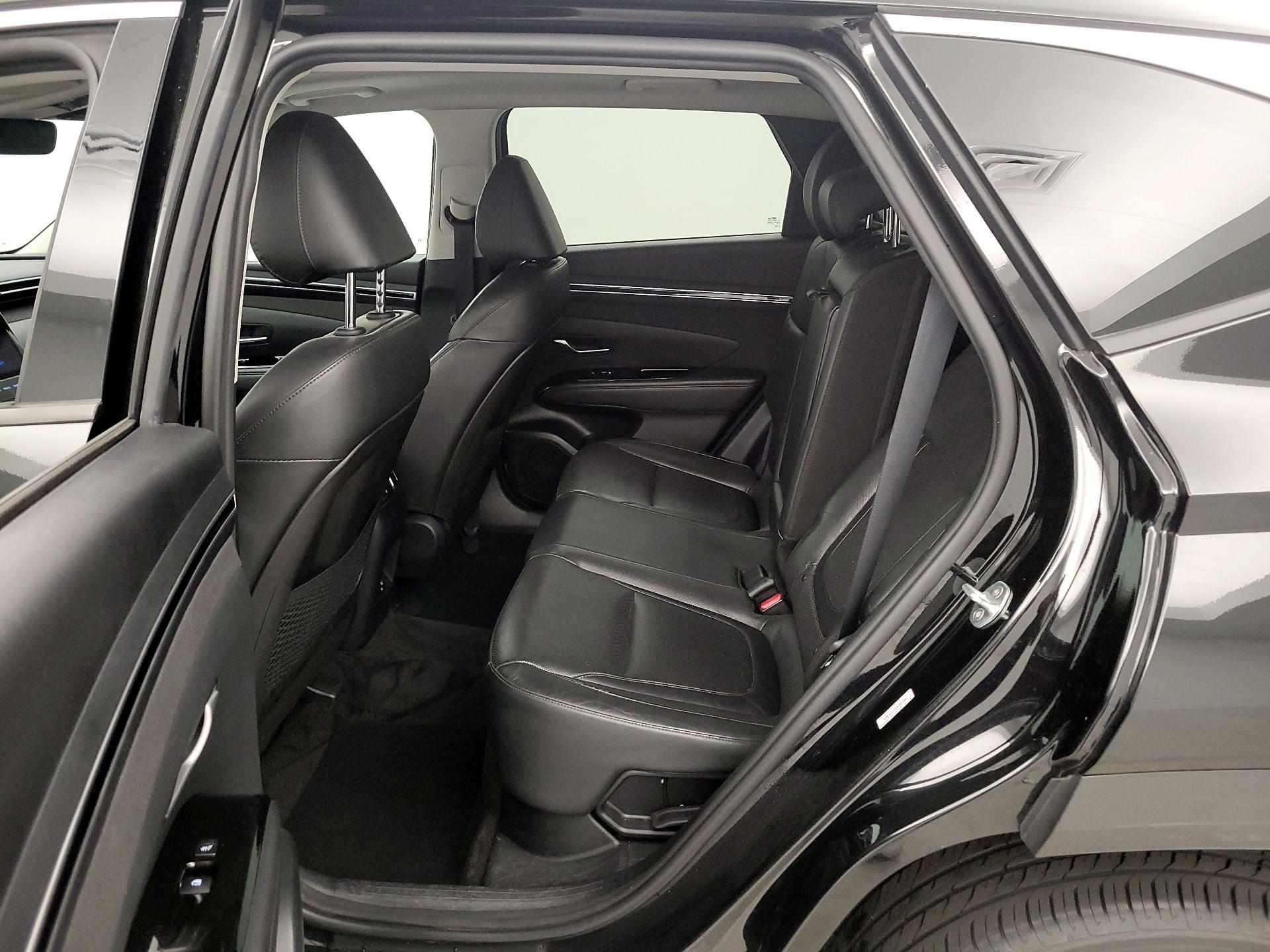 Thumbnail: 2022 Hyundai Tucson - 17