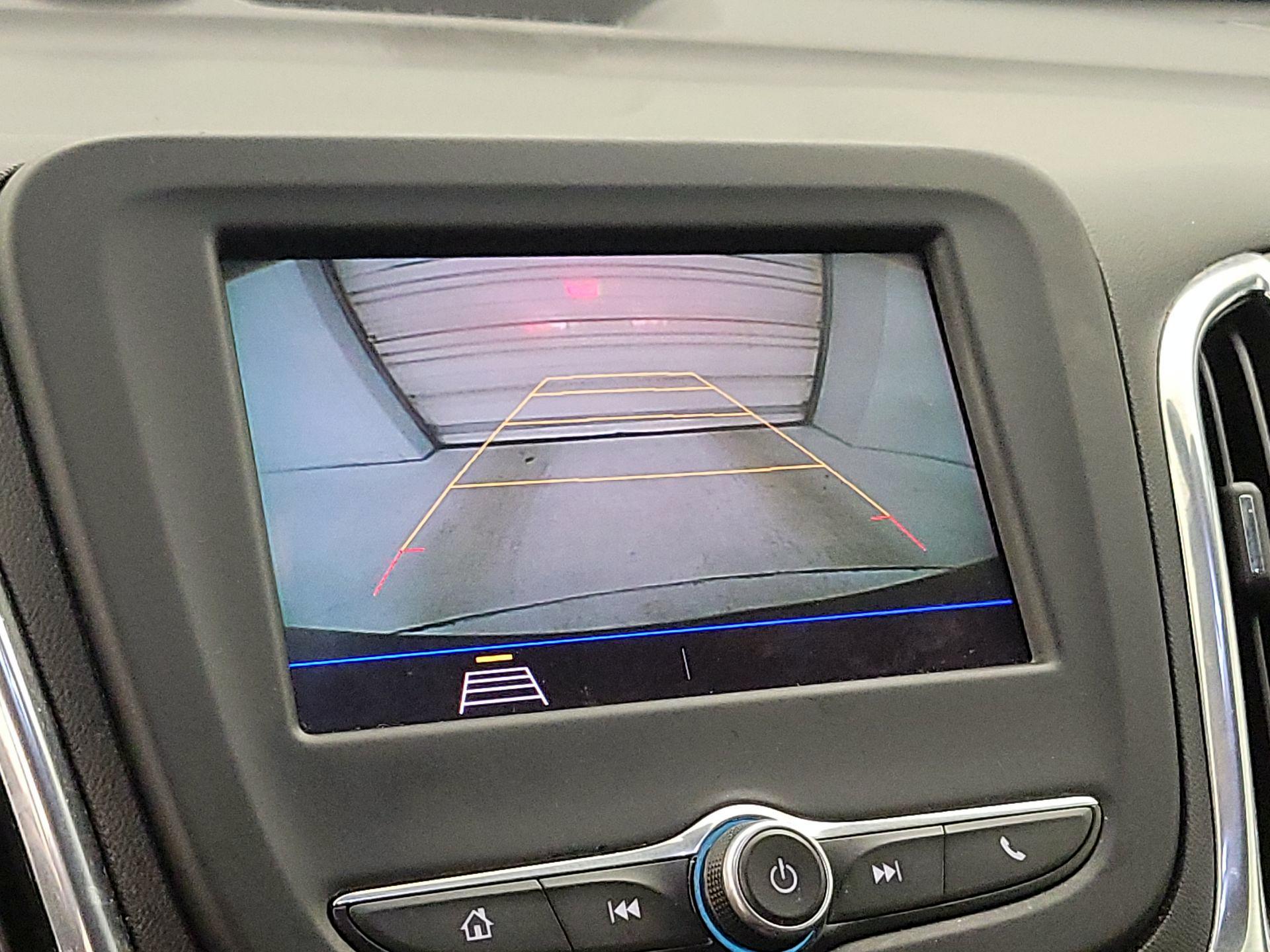 Thumbnail: 2020 Chevrolet Equinox - 14