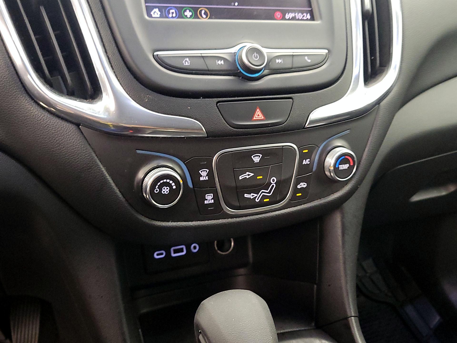 Thumbnail: 2020 Chevrolet Equinox - 16