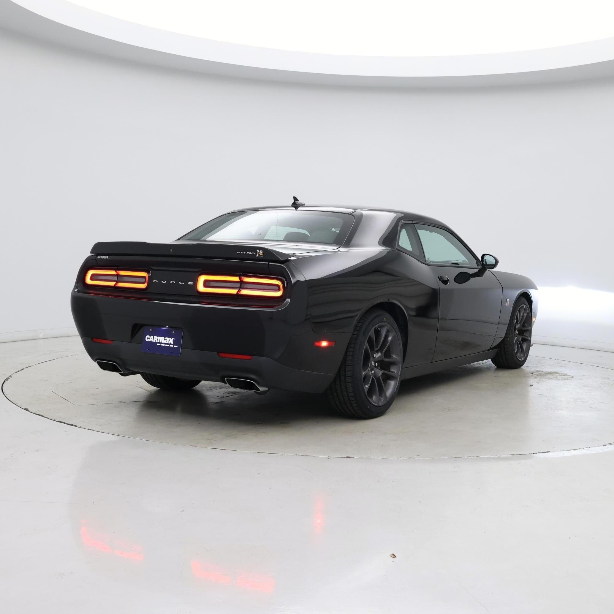 Thumbnail: 2020 Dodge Challenger - 8