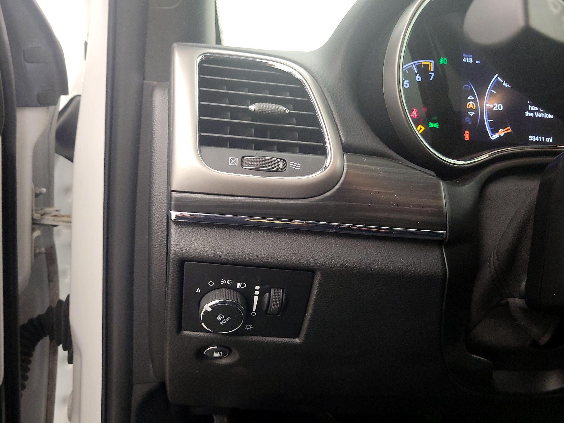 Thumbnail: 2021 Jeep Grand Cherokee - 13