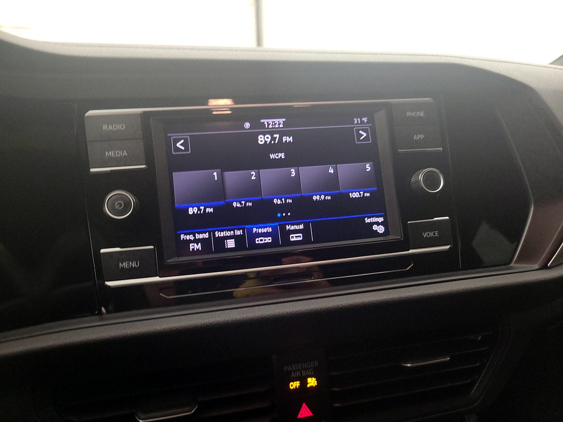 Thumbnail: 2024 Volkswagen Jetta - 15