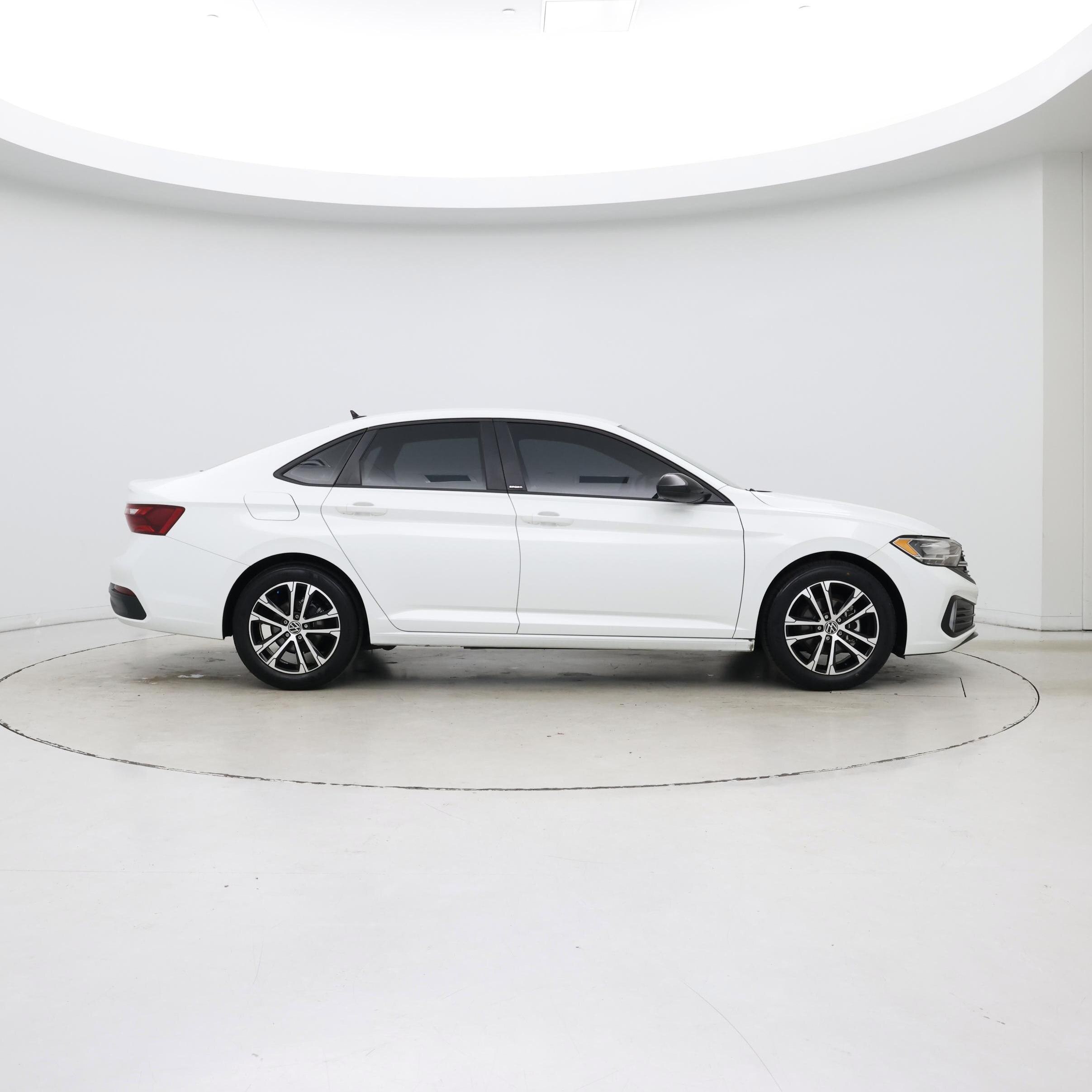 Thumbnail: 2024 Volkswagen Jetta - 7