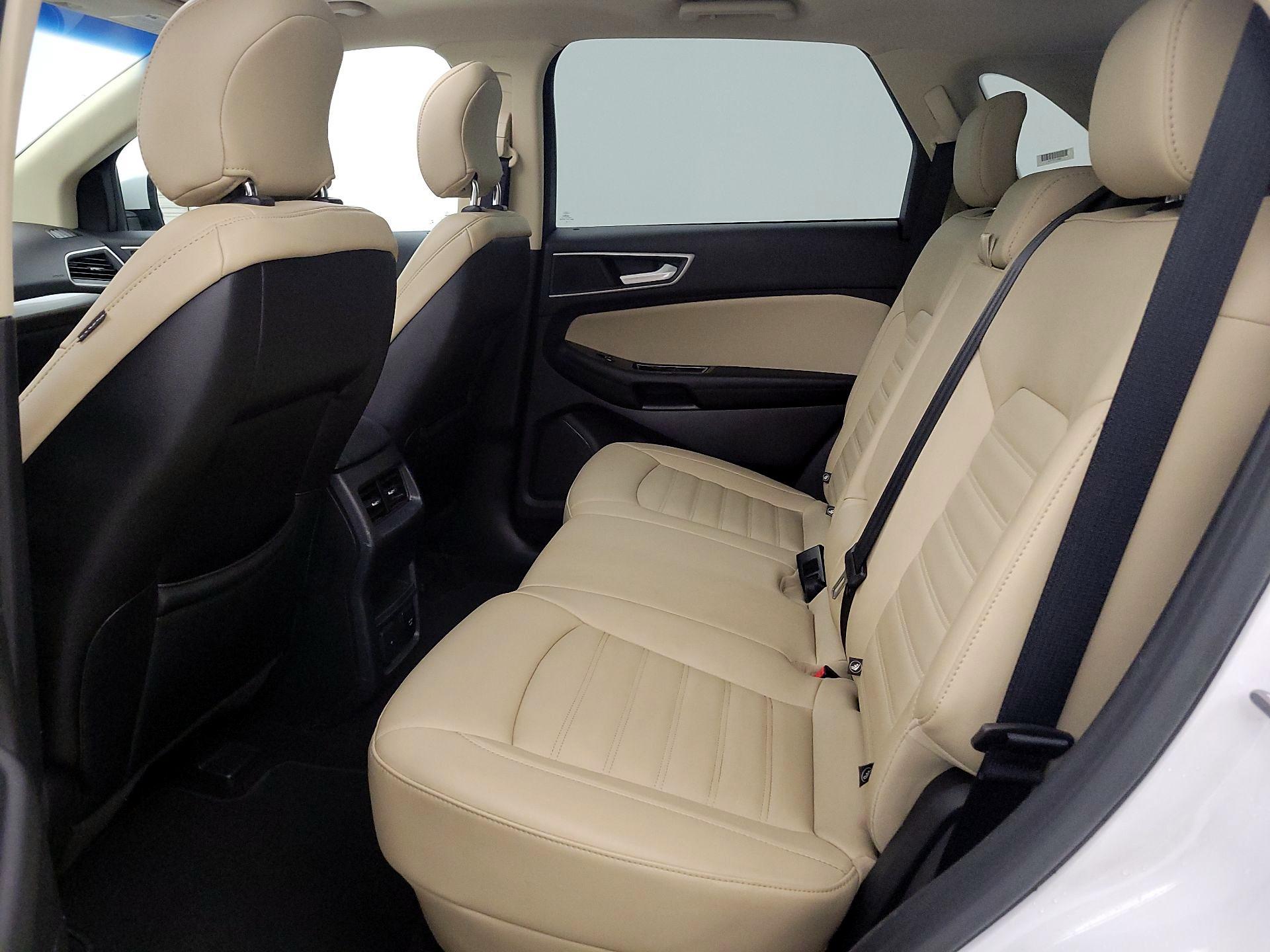 Thumbnail: 2019 Ford Edge - 20