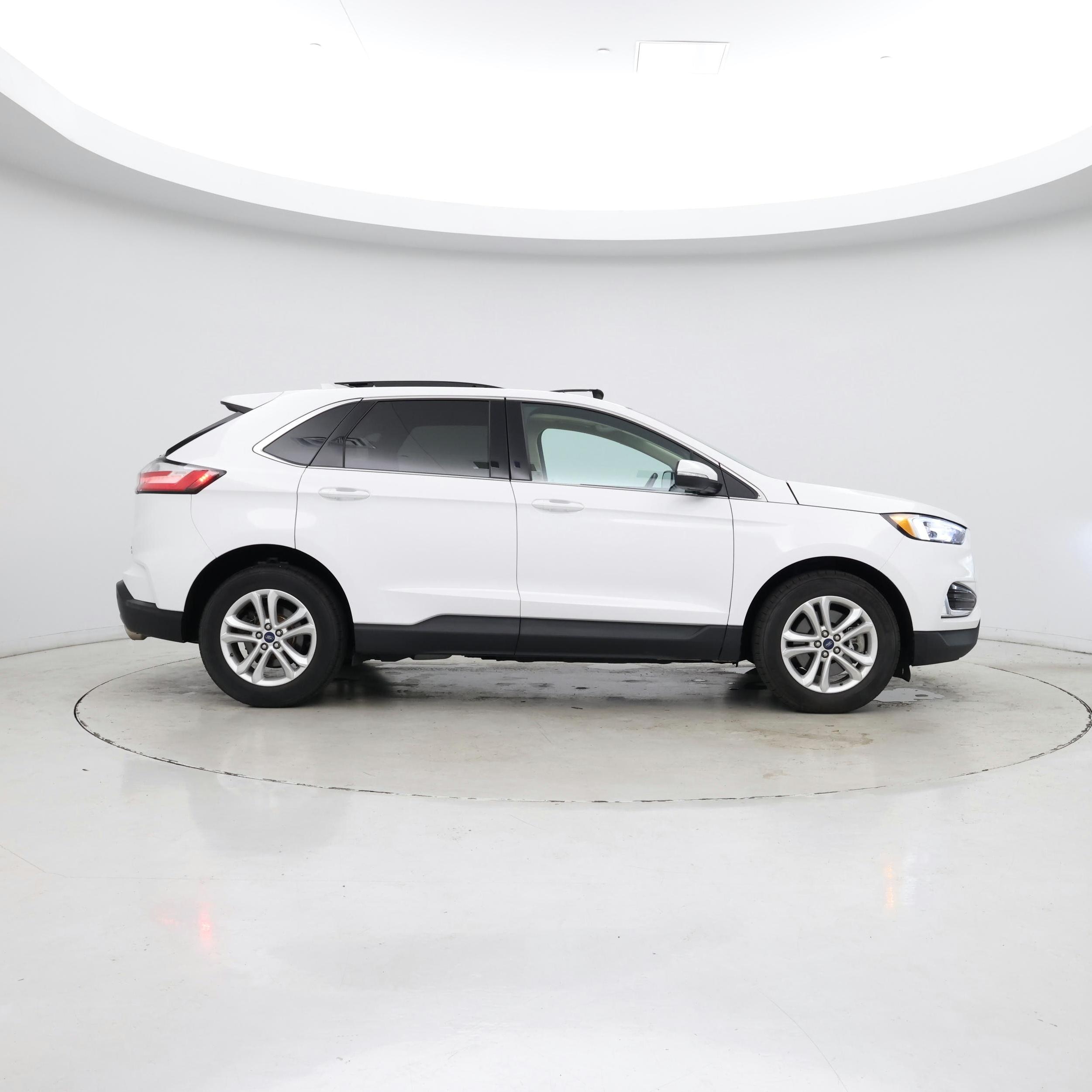 Thumbnail: 2019 Ford Edge - 7