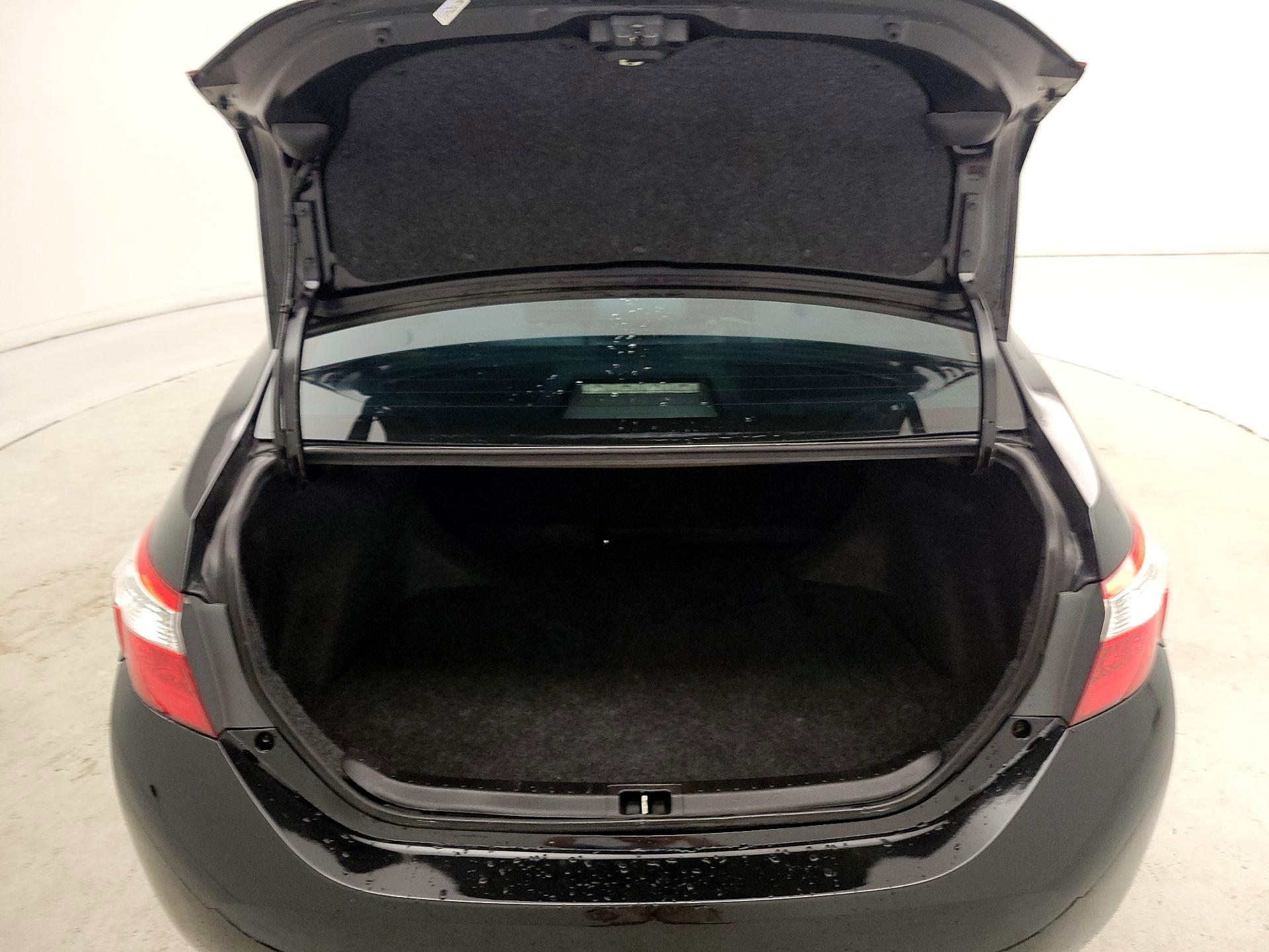 Thumbnail: 2015 Toyota Corolla - 20