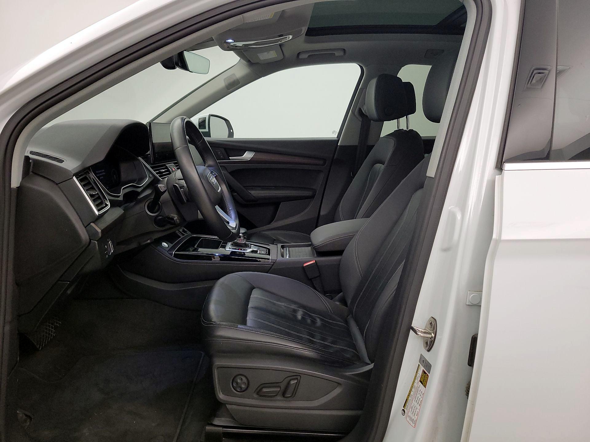 Thumbnail: 2021 Audi Q5 - 11