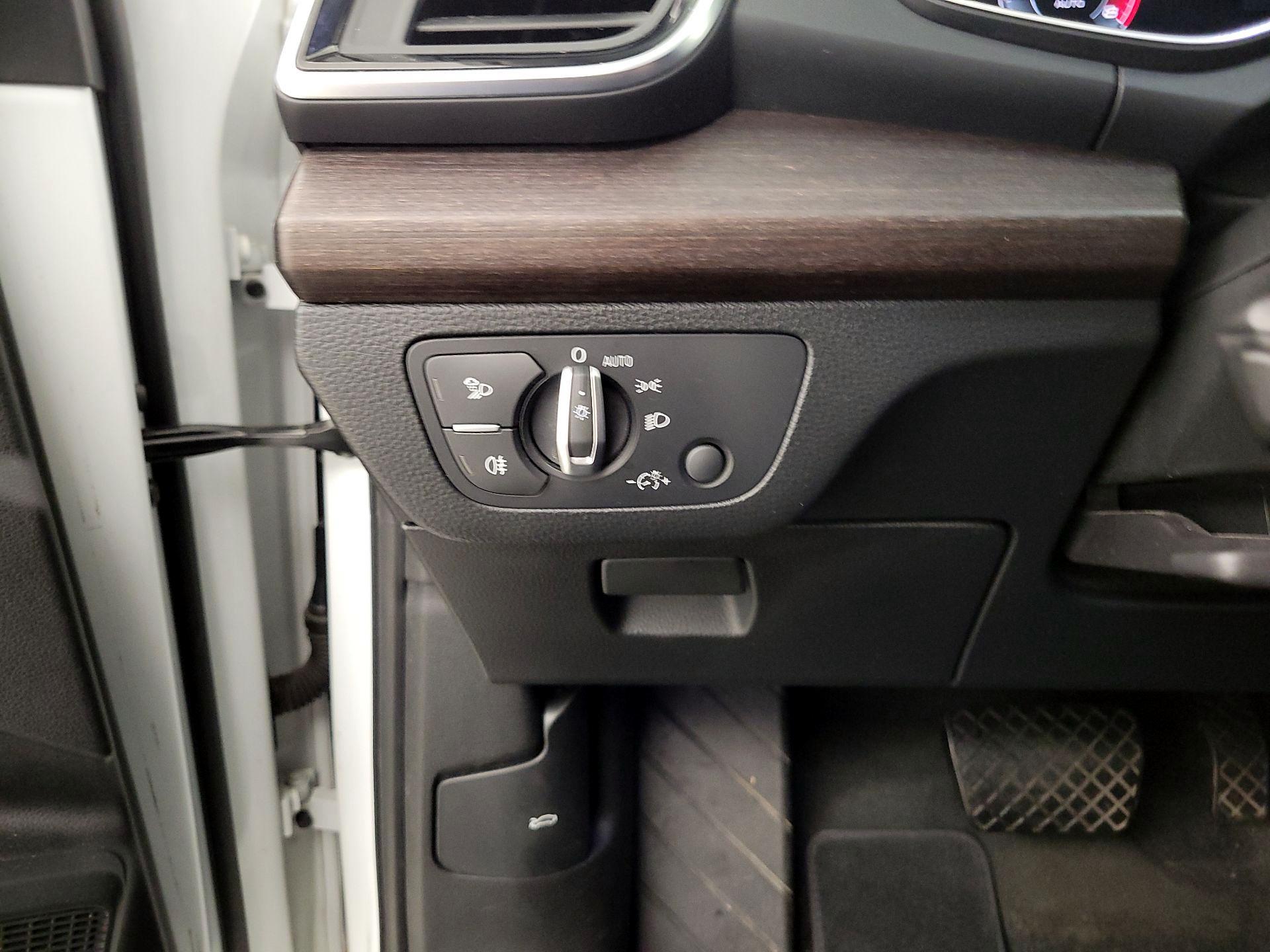 Thumbnail: 2021 Audi Q5 - 13