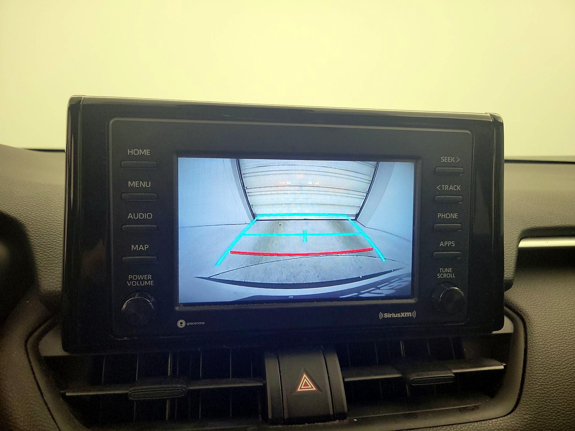 Thumbnail: 2021 Toyota RAV4 - 14