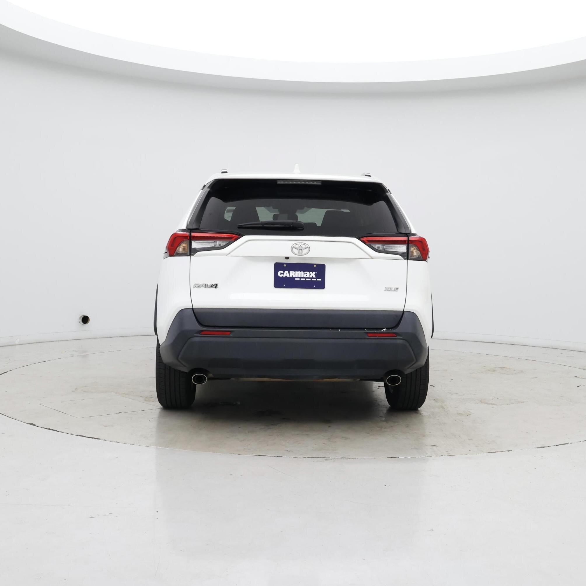 Thumbnail: 2021 Toyota RAV4 - 6