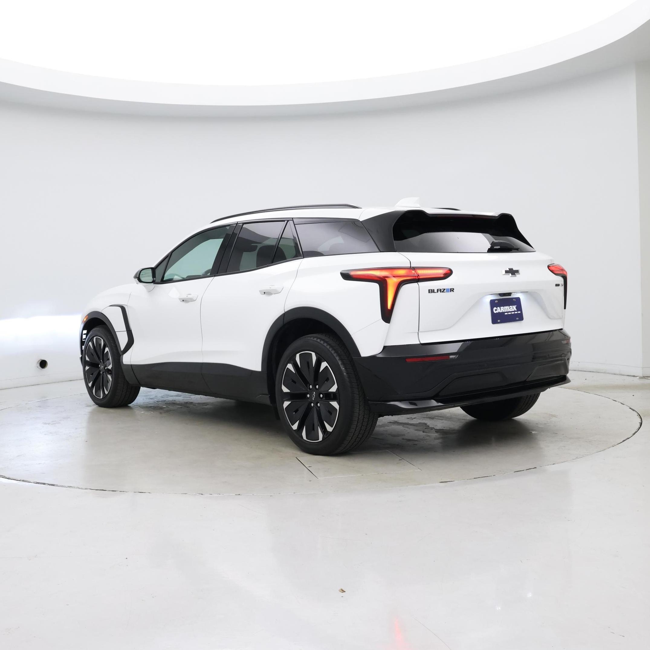 Thumbnail: 2024 Chevrolet Blazer EV - 2