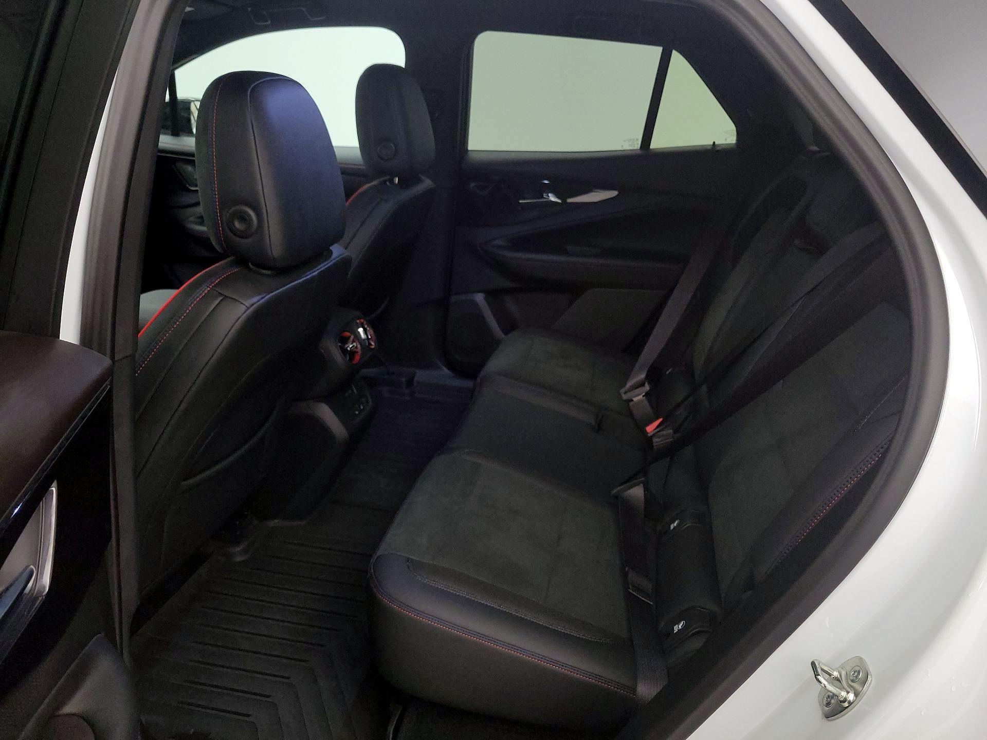 Thumbnail: 2024 Chevrolet Blazer EV - 19