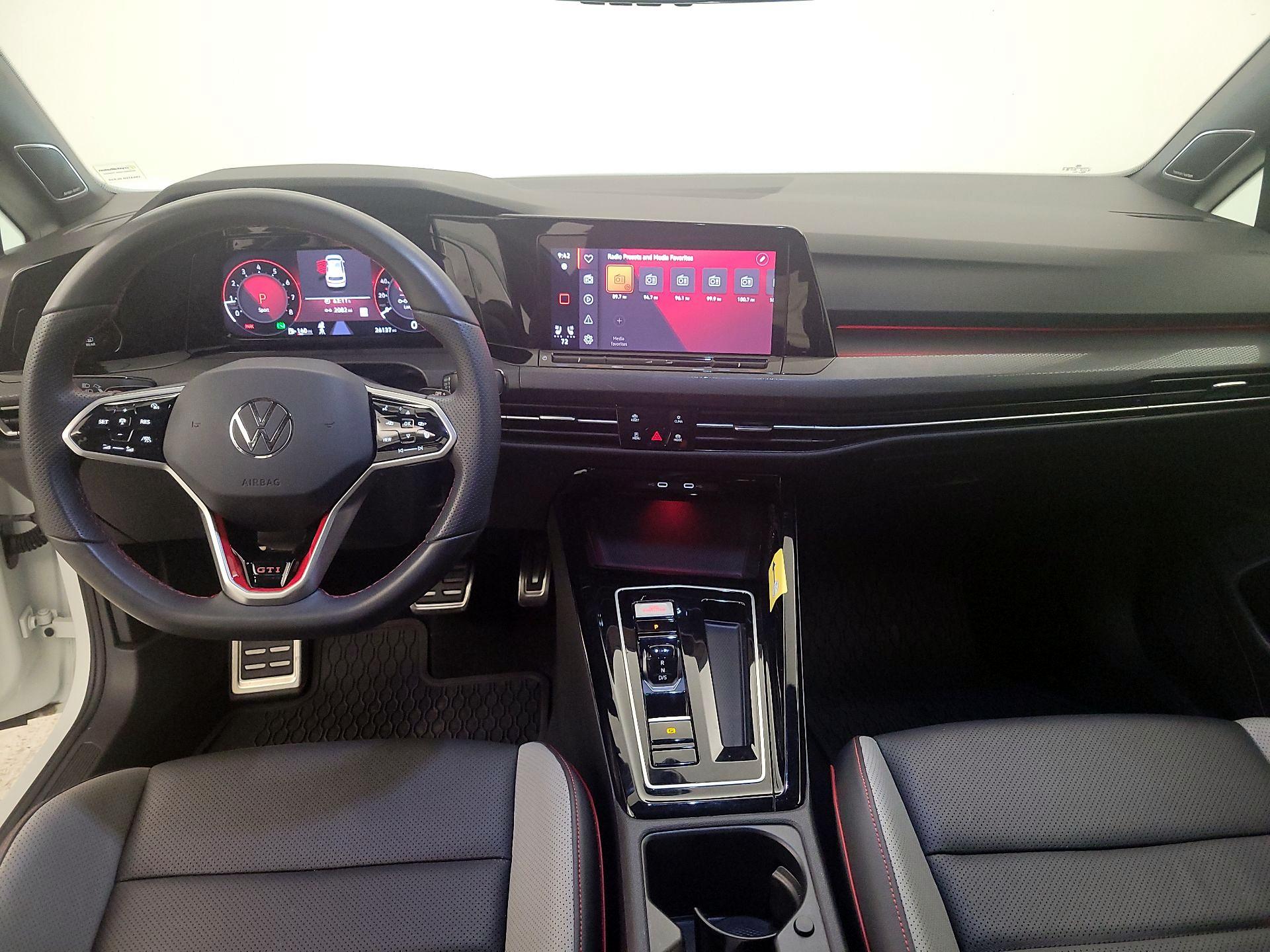 Thumbnail: 2024 Volkswagen Golf - 9