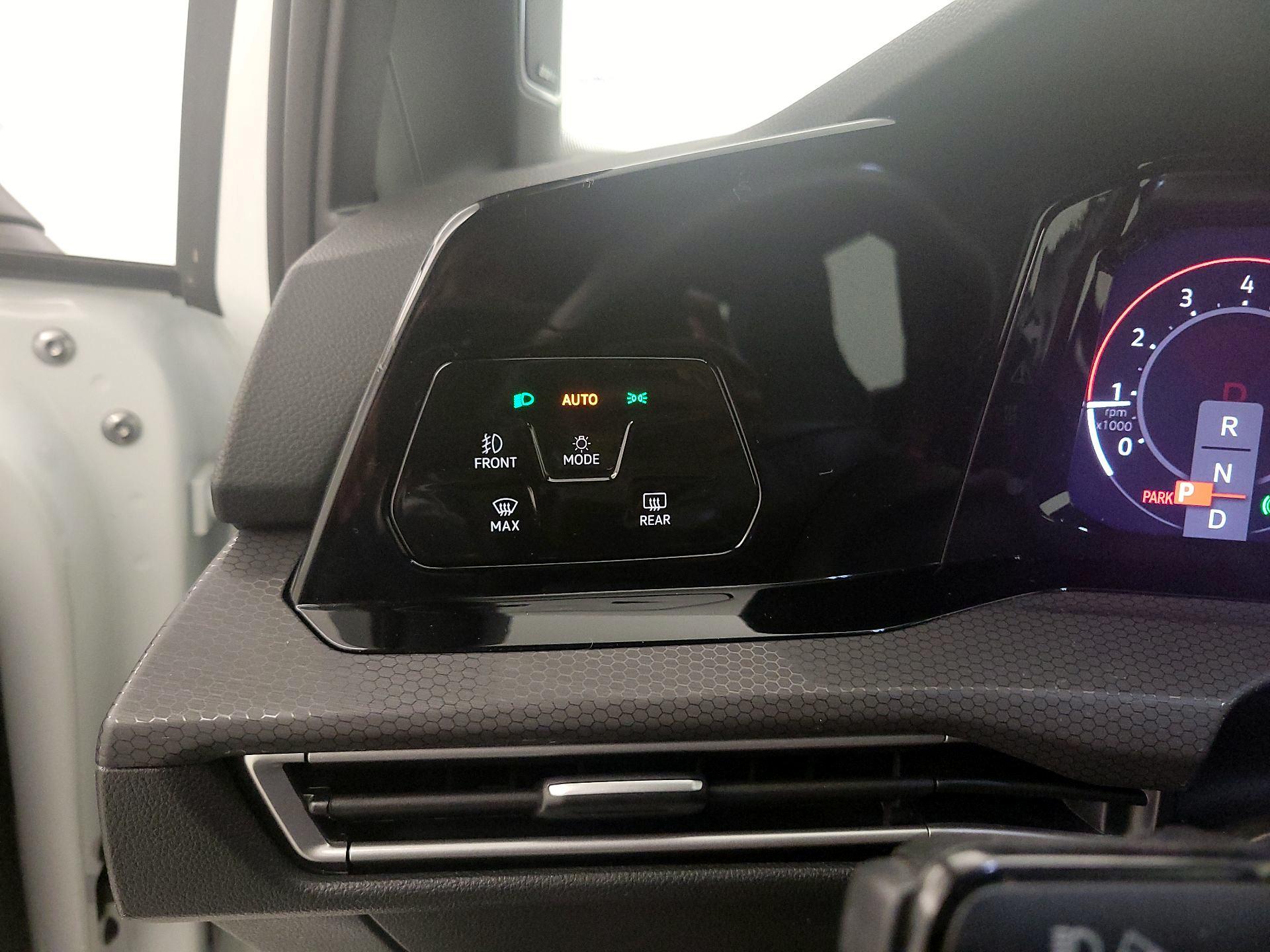 Thumbnail: 2024 Volkswagen Golf - 13