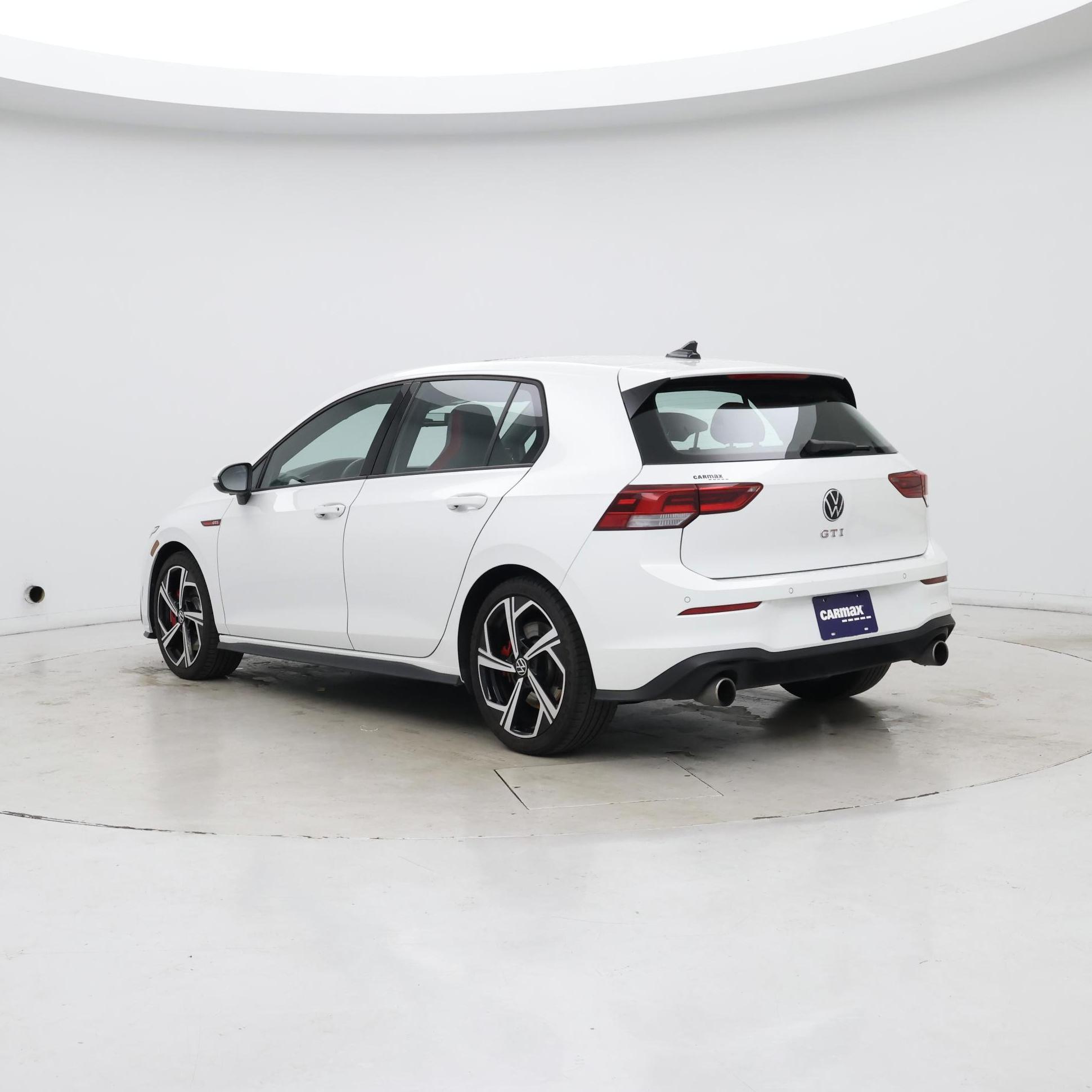 Thumbnail: 2024 Volkswagen Golf - 2