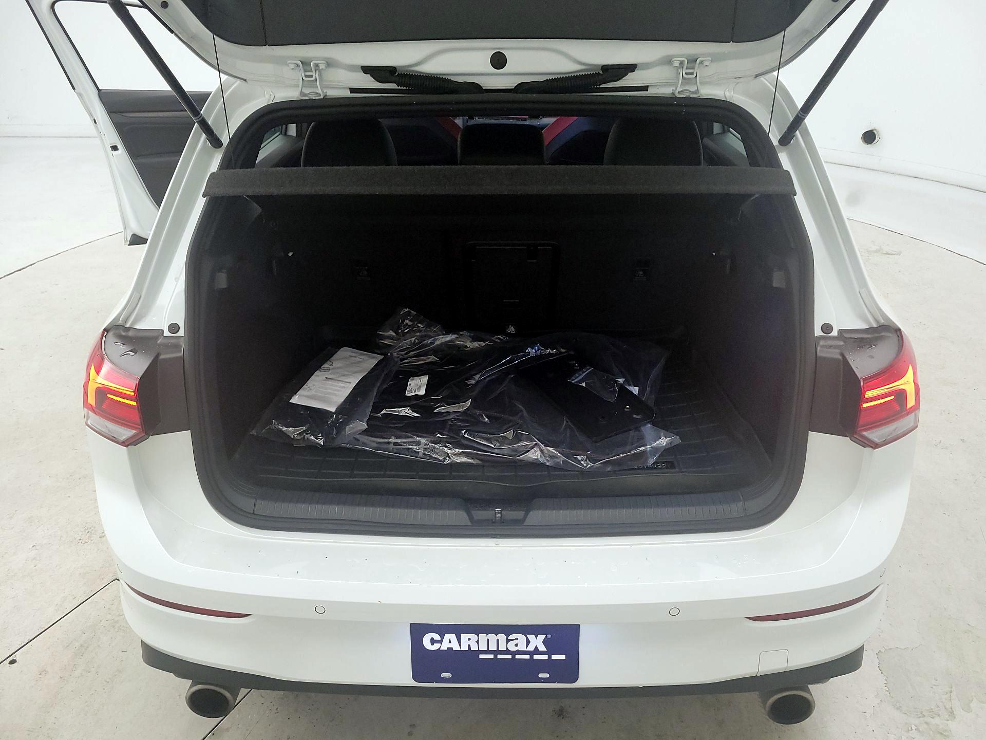 Thumbnail: 2024 Volkswagen Golf - 20